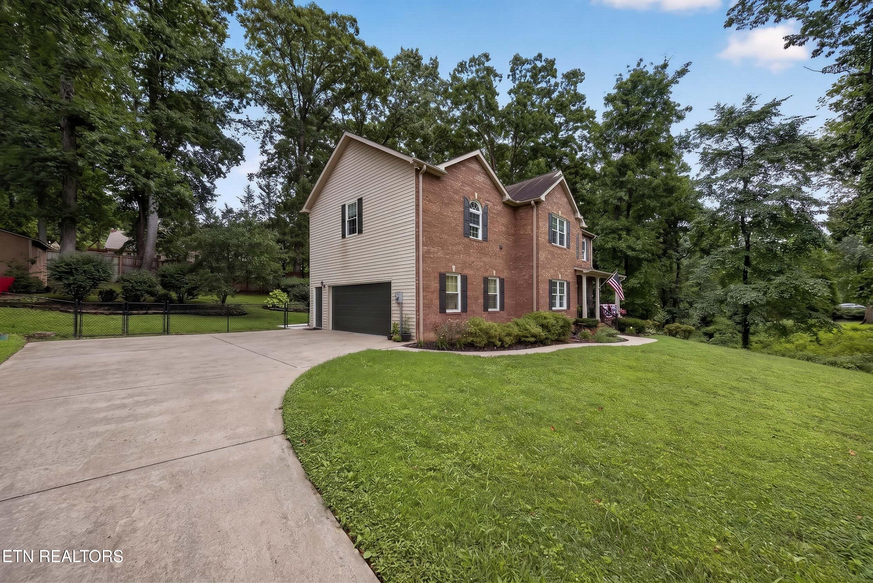 8016 Walker Road Knoxville TN 37938
