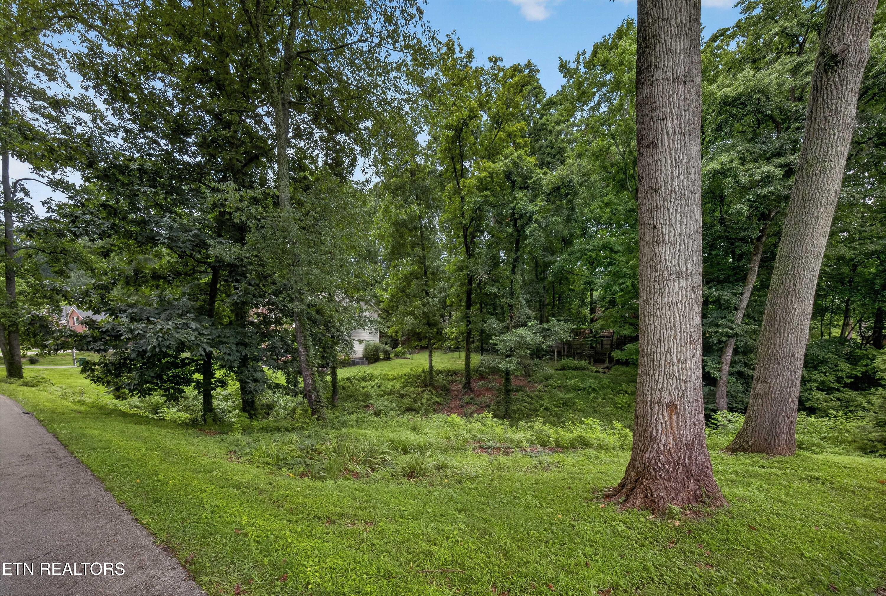 8016 Walker Road Knoxville TN 37938
