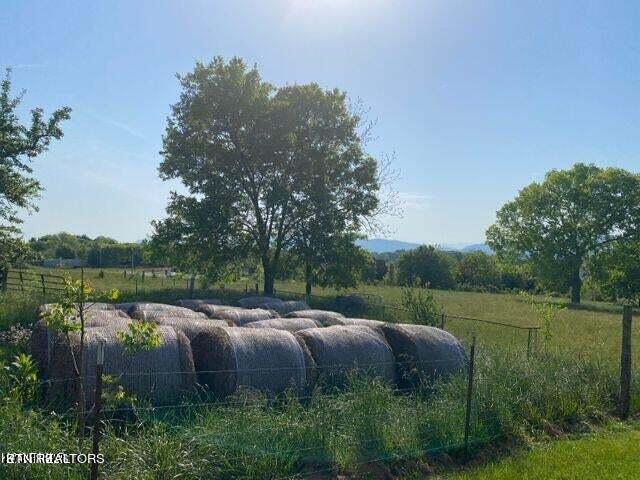 2676 Sevierville Road Maryville TN 37804