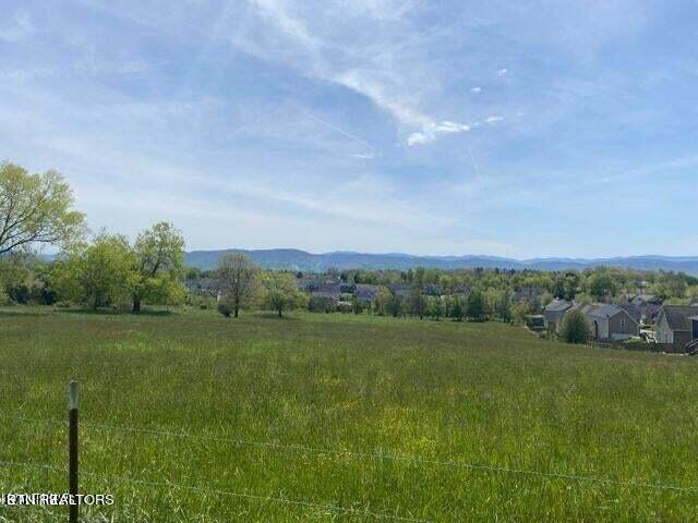 2676 Sevierville Road Maryville TN 37804