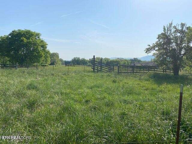 2676 Sevierville Road Maryville TN 37804