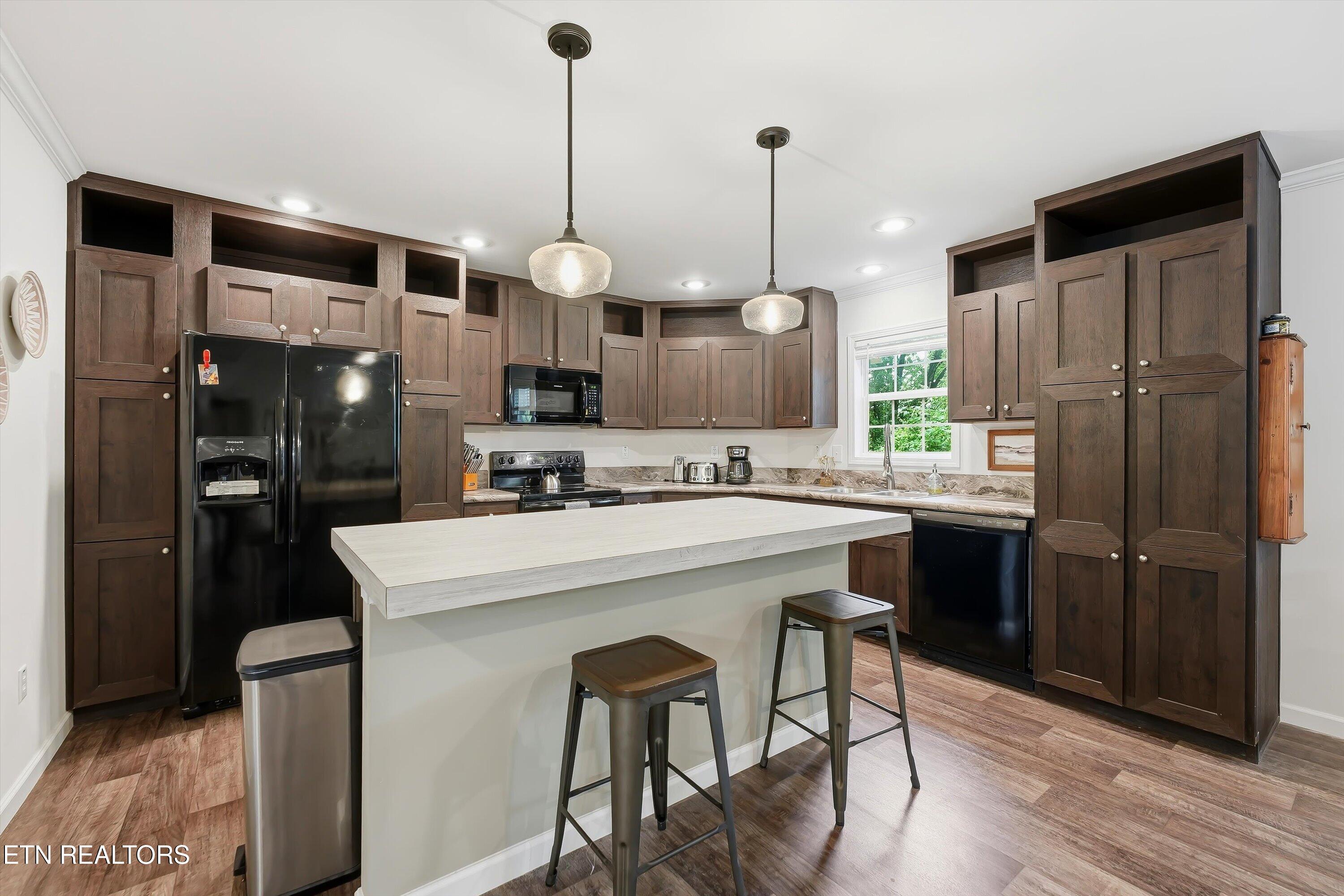 144 Zeni Lane Harriman TN 37748