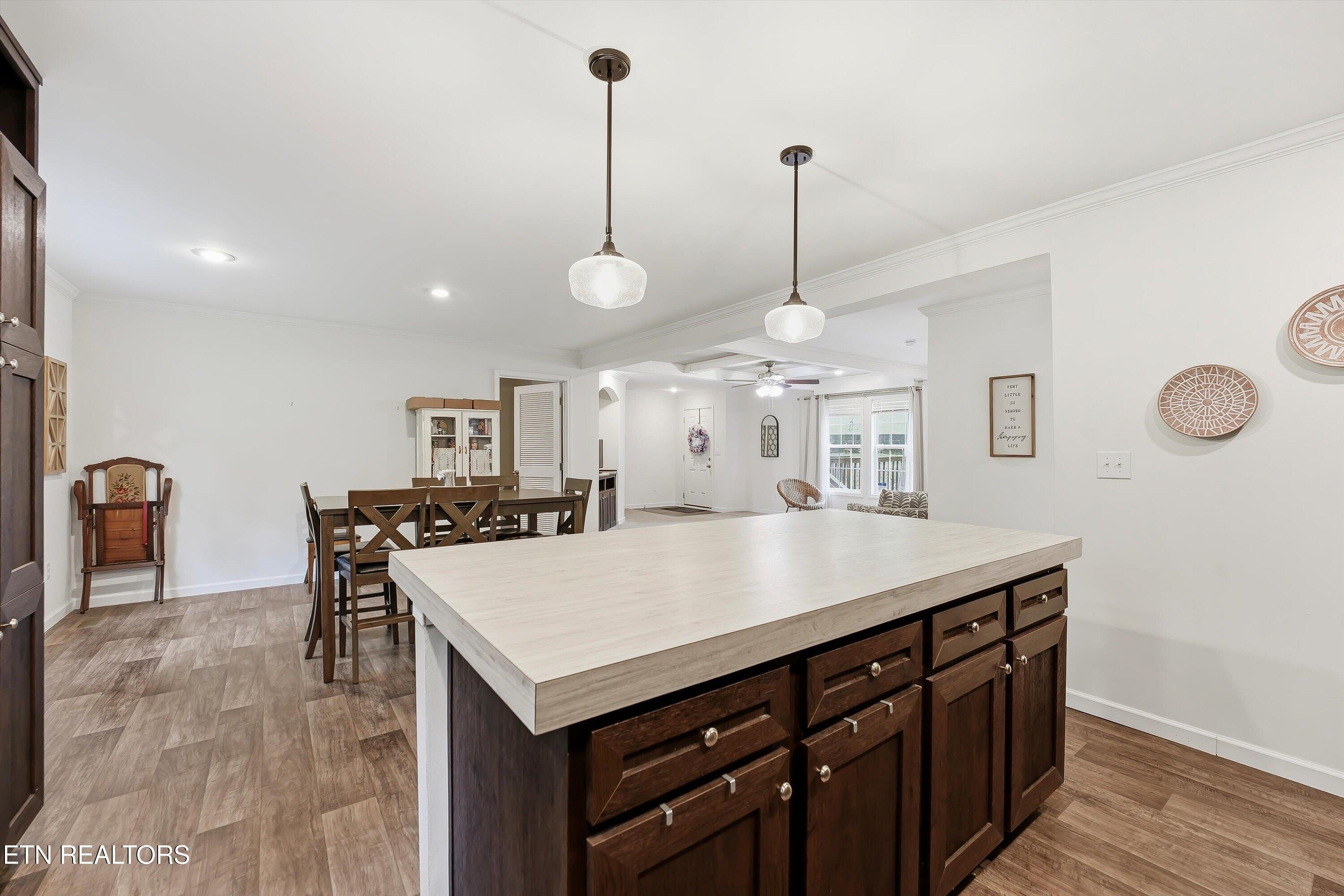 144 Zeni Lane Harriman TN 37748