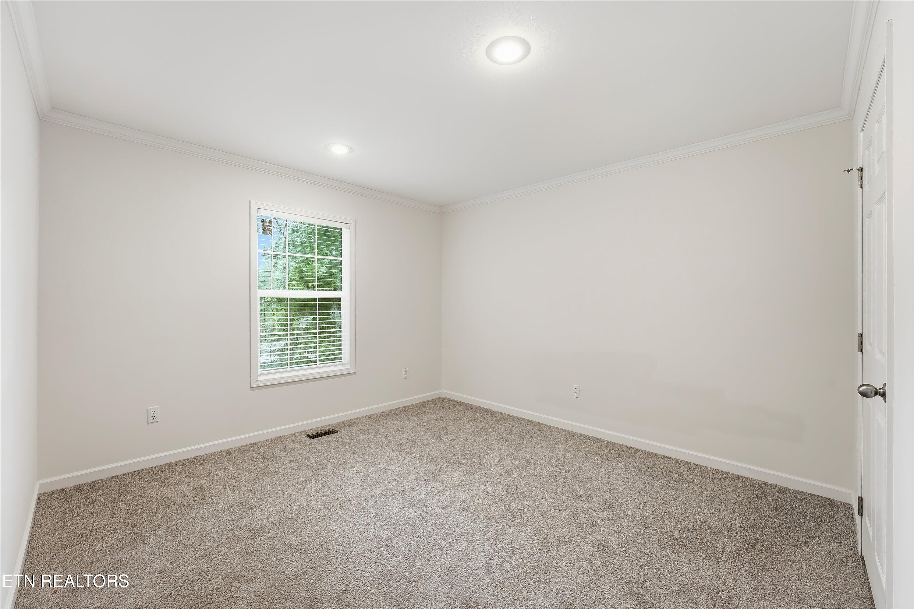 144 Zeni Lane Harriman TN 37748