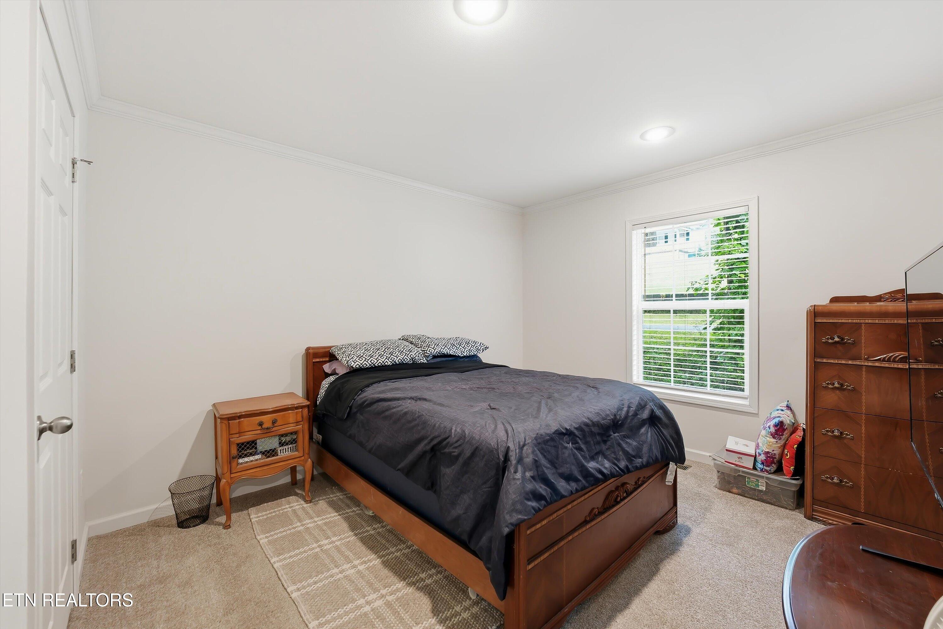 144 Zeni Lane Harriman TN 37748