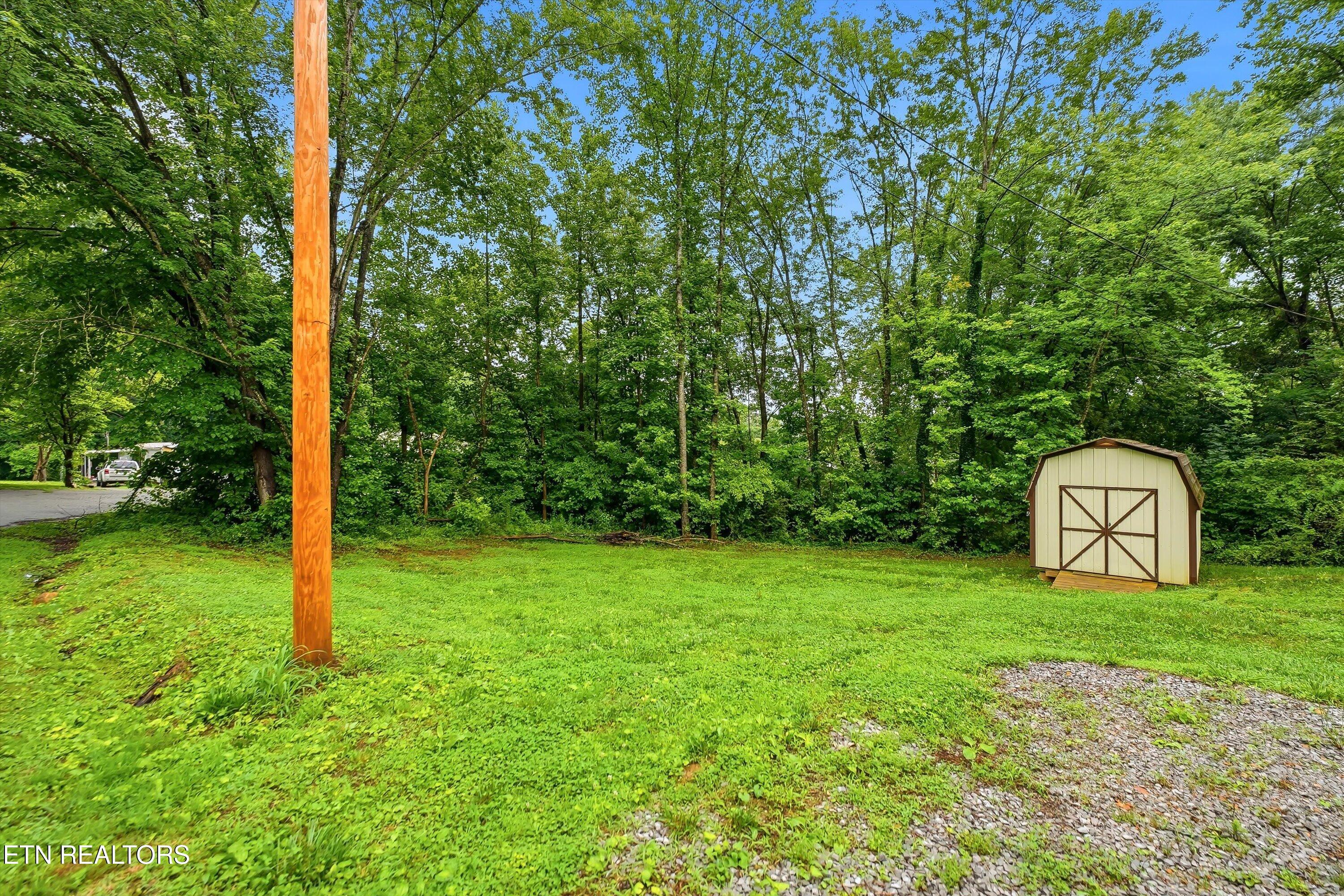 144 Zeni Lane Harriman TN 37748
