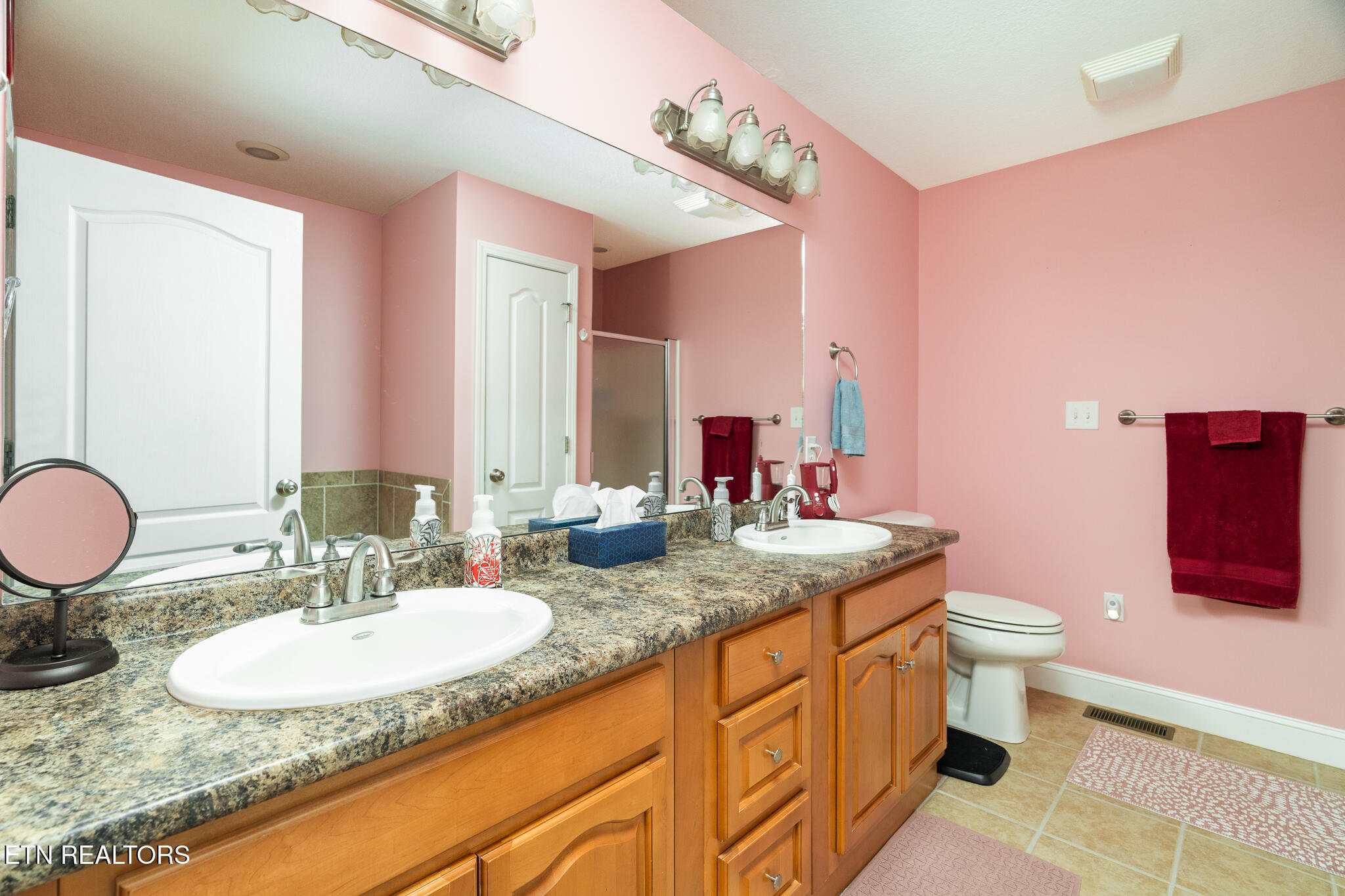 2609 Covington Circle Sevierville TN 37876
