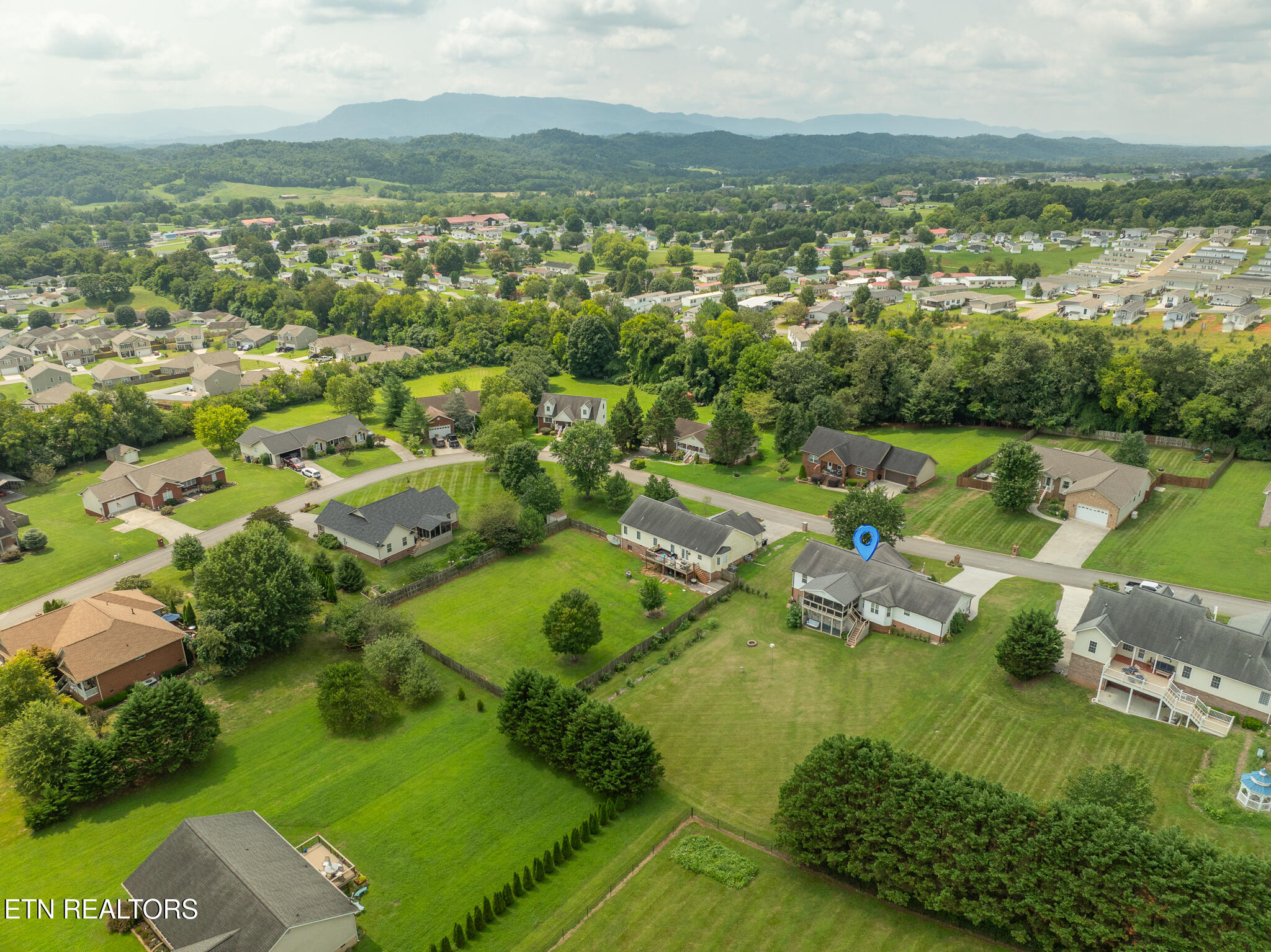 2609 Covington Circle Sevierville TN 37876