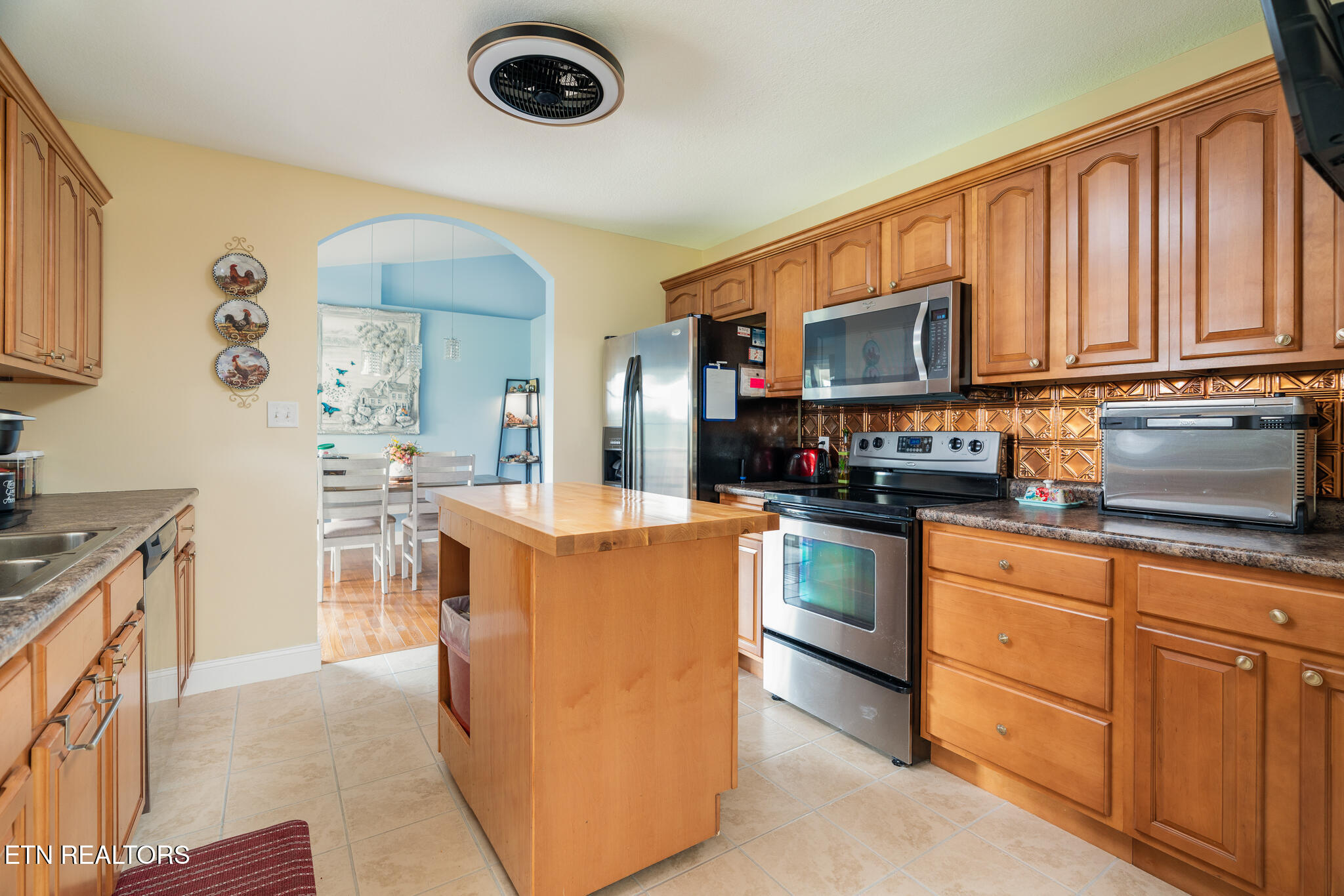 2609 Covington Circle Sevierville TN 37876