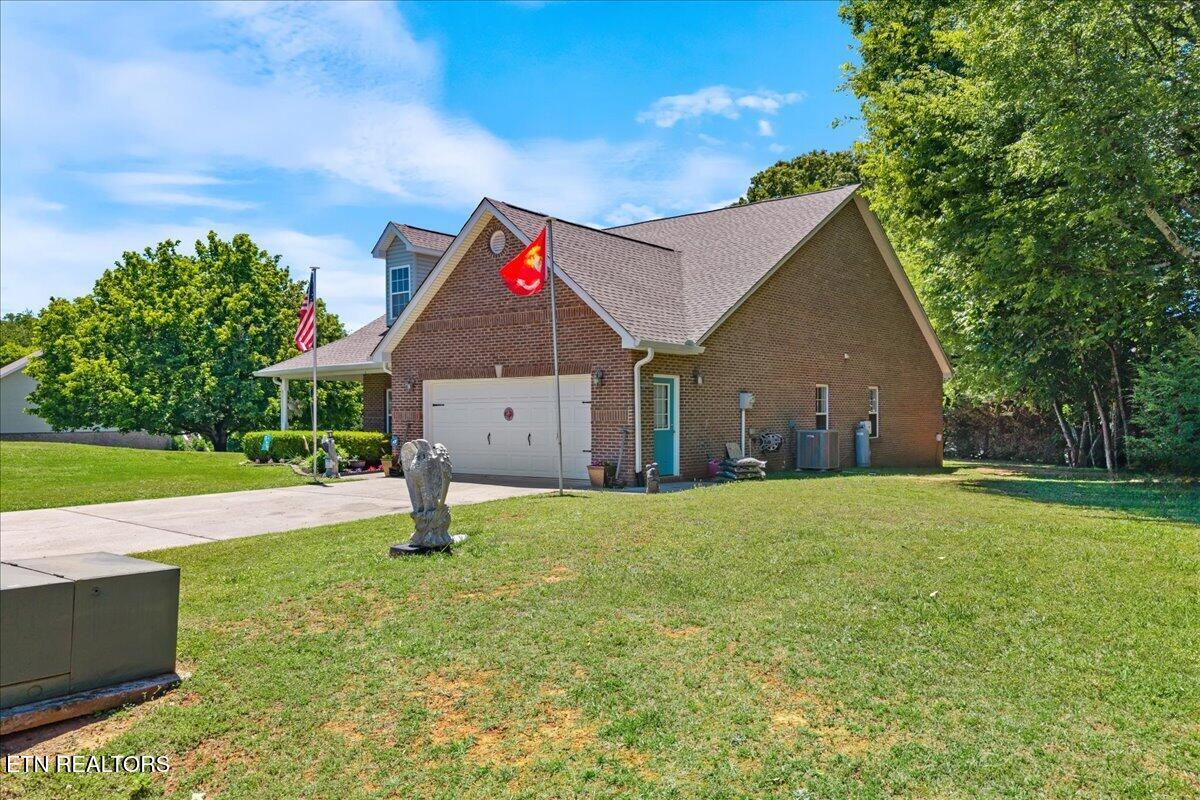 2017 Cherokee Drive Maryville TN 37801