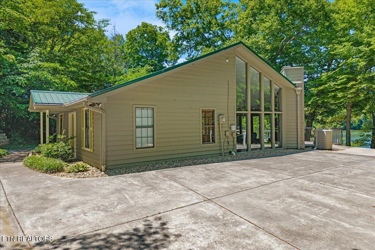 2017 Cherokee Drive Maryville TN 37801