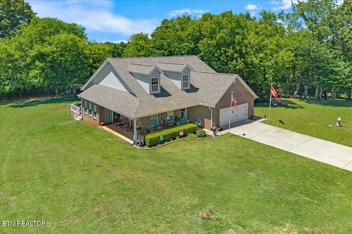 2017 Cherokee Drive Maryville TN 37801