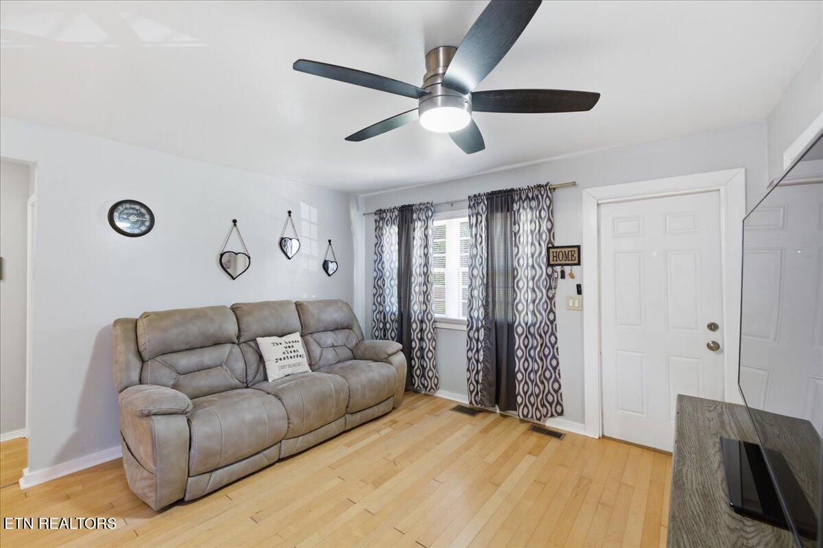 2531 Cecelia Avenue Maryville TN 37804