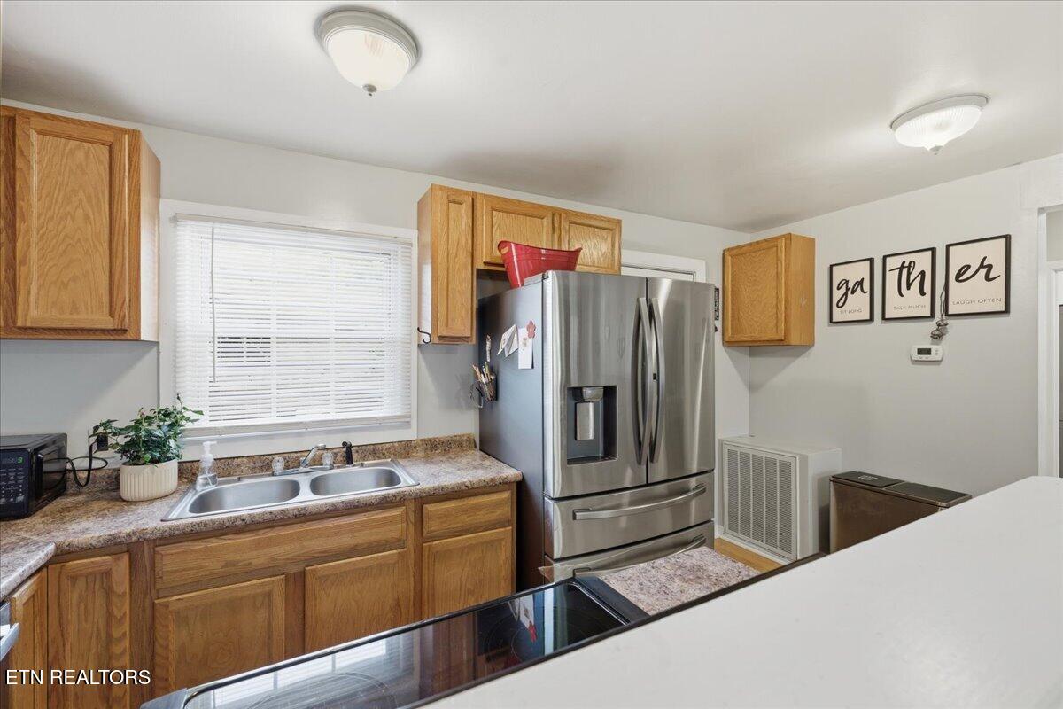 2531 Cecelia Avenue Maryville TN 37804