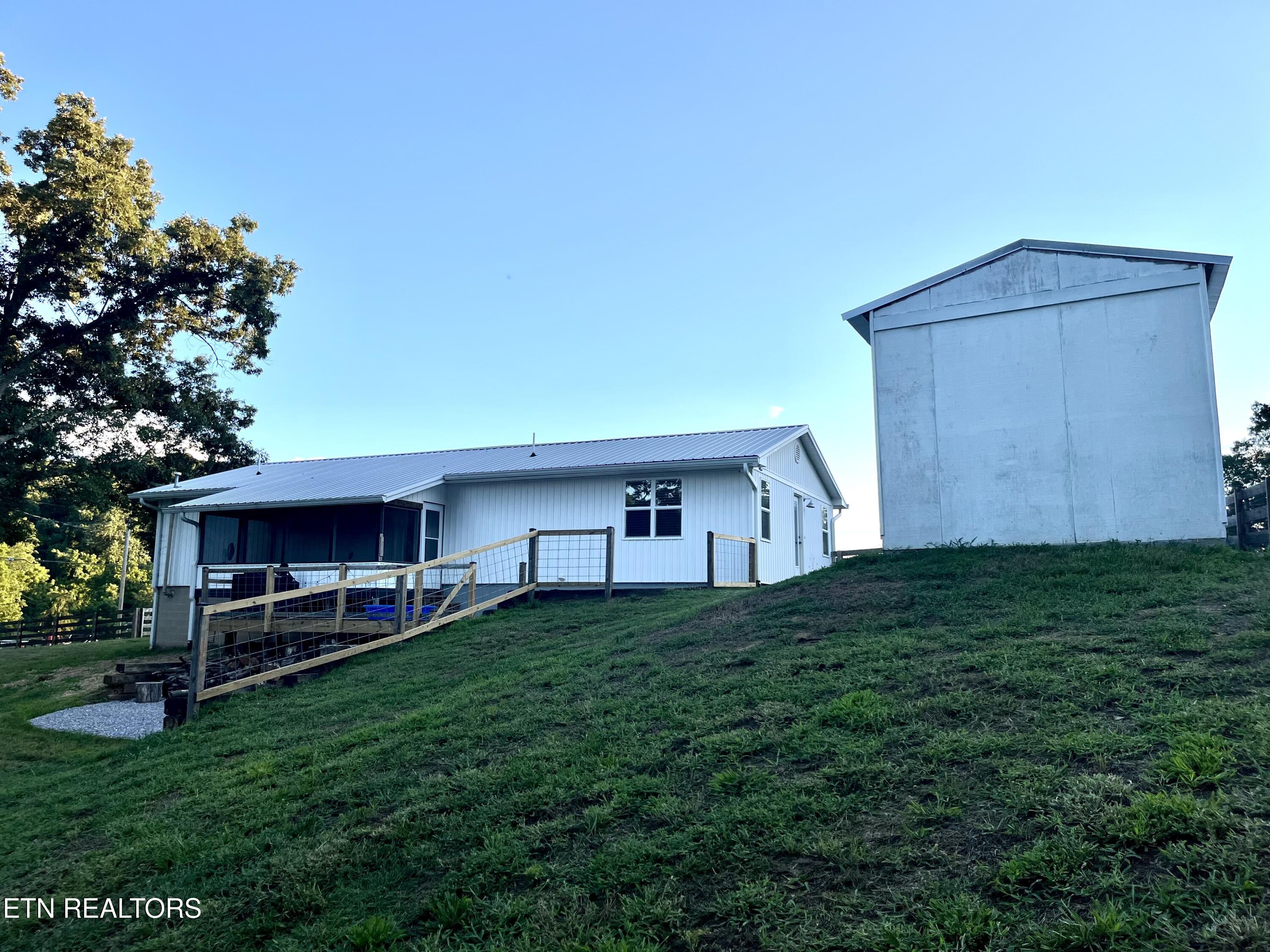 106 Moccasin Hollow Lane Clinton TN 37716