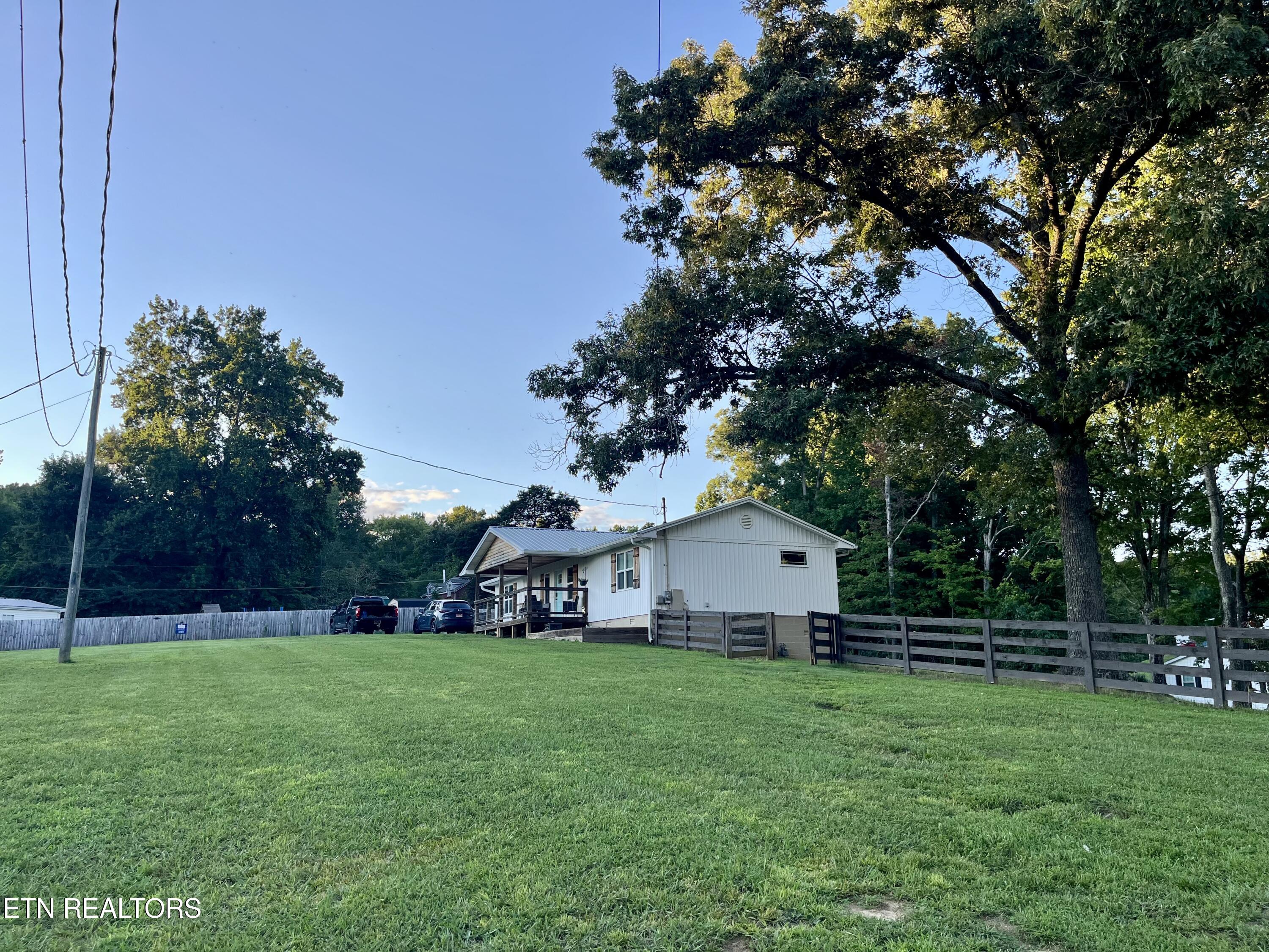106 Moccasin Hollow Lane Clinton TN 37716