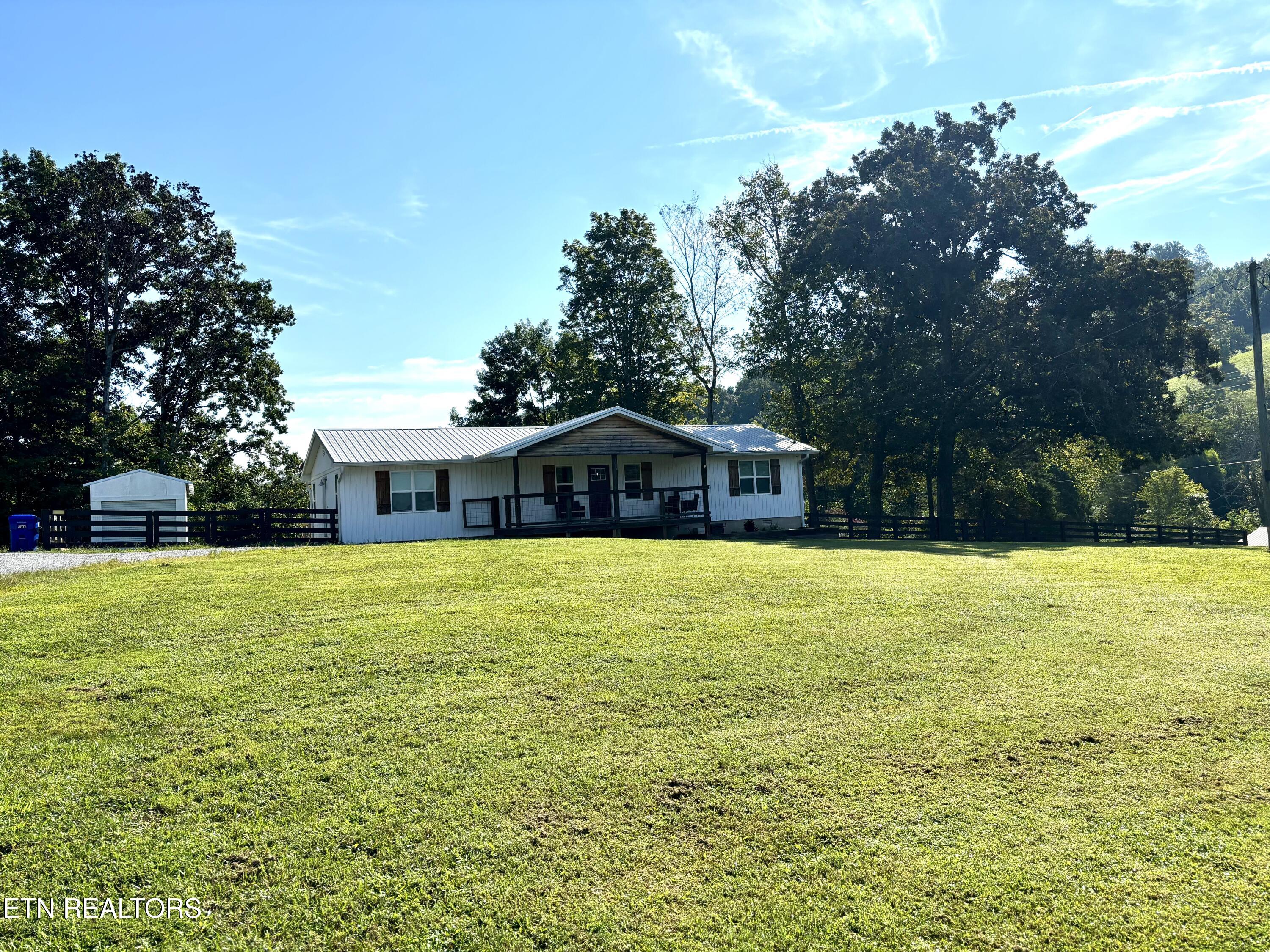 106 Moccasin Hollow Lane Clinton TN 37716