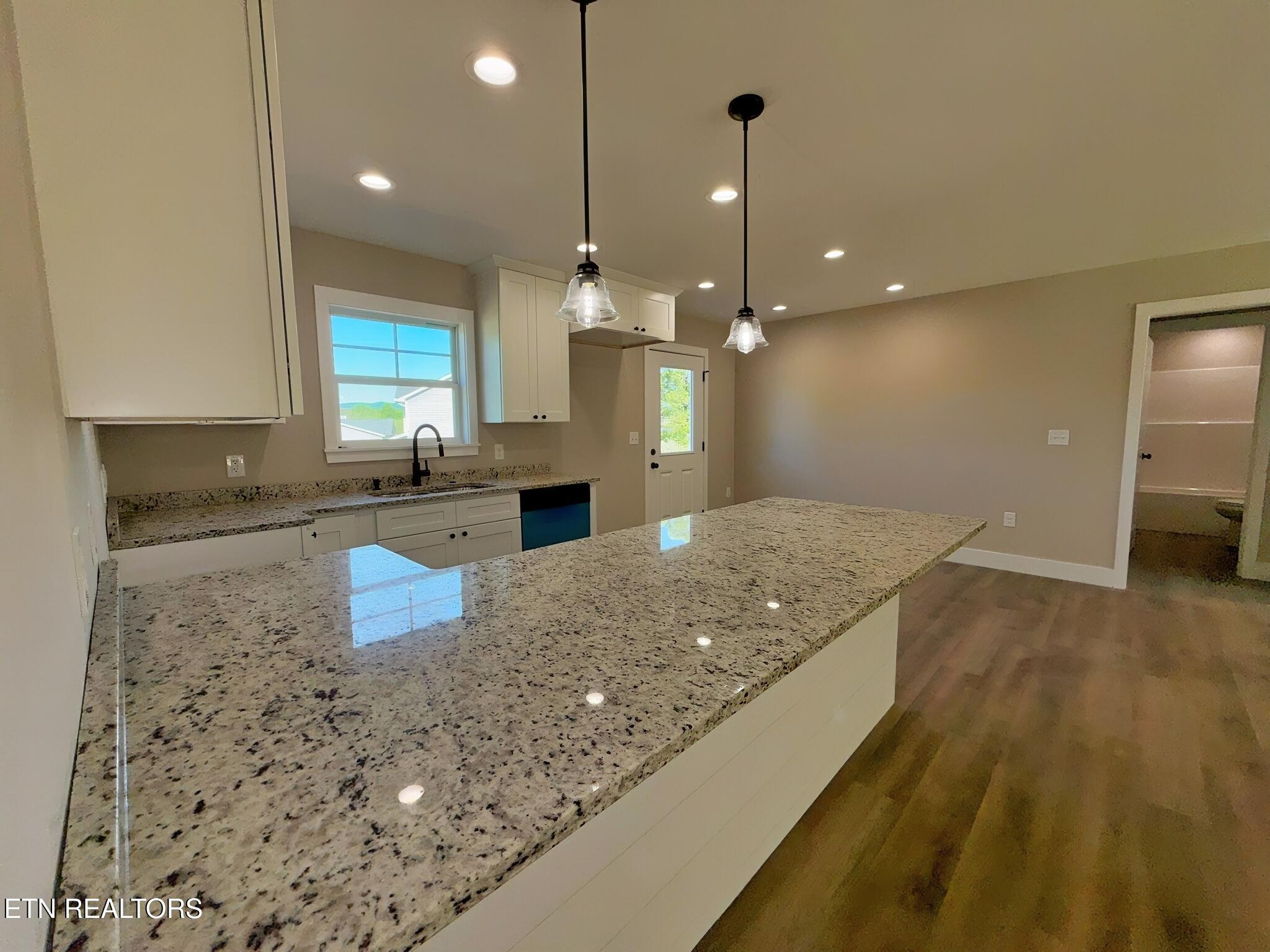 408 Glade Springs Road Lafollette TN 37766