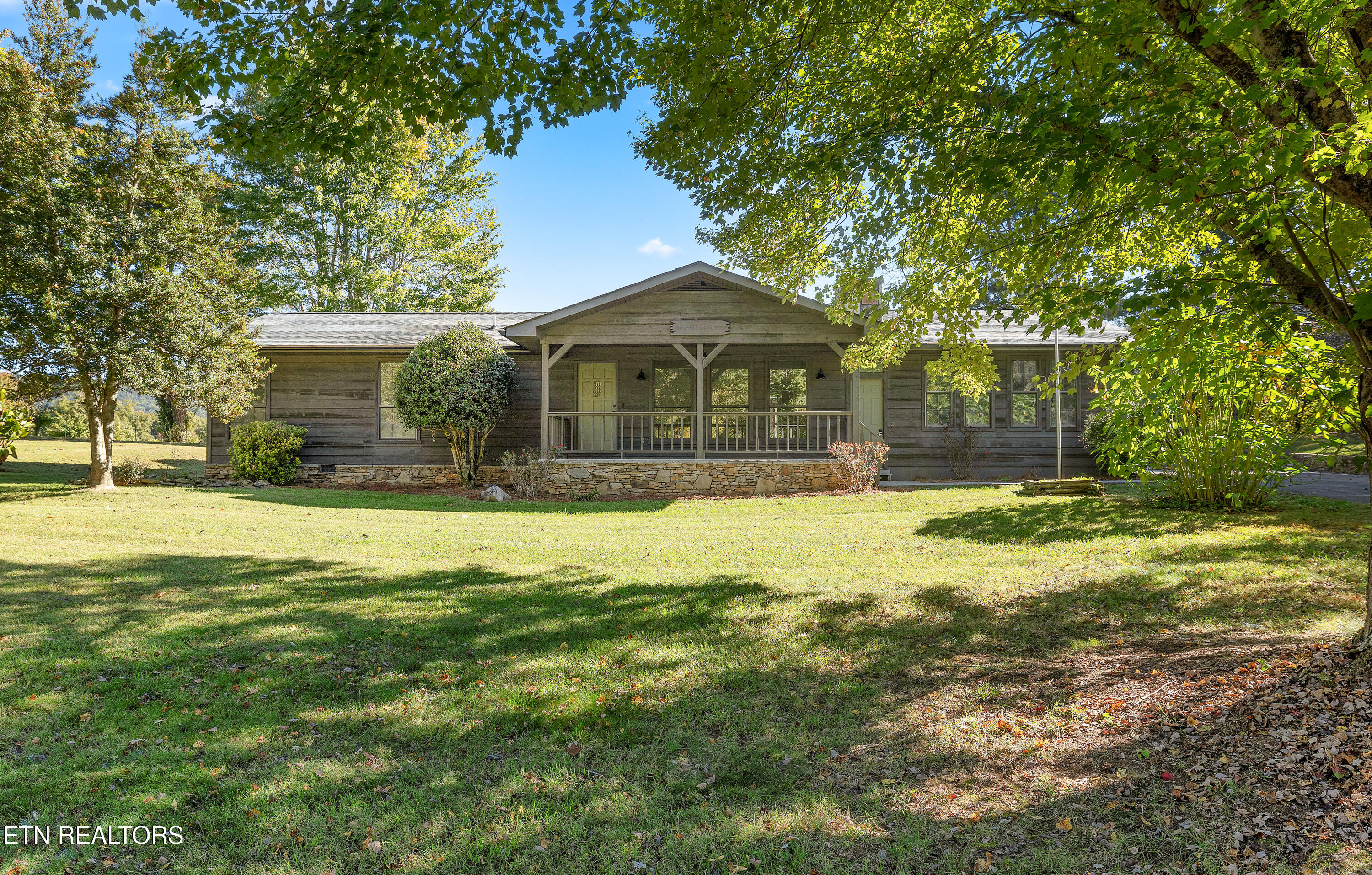 3727 Pleasant View Lane Sevierville TN 37862