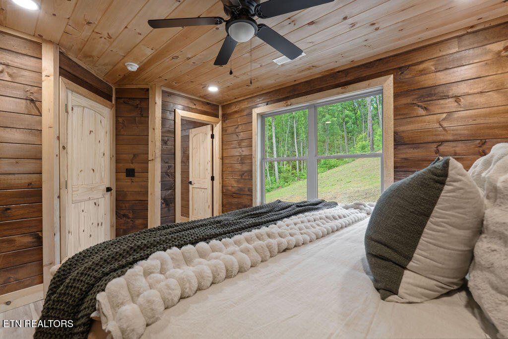 2176 Spurling Road Sevierville TN 37862