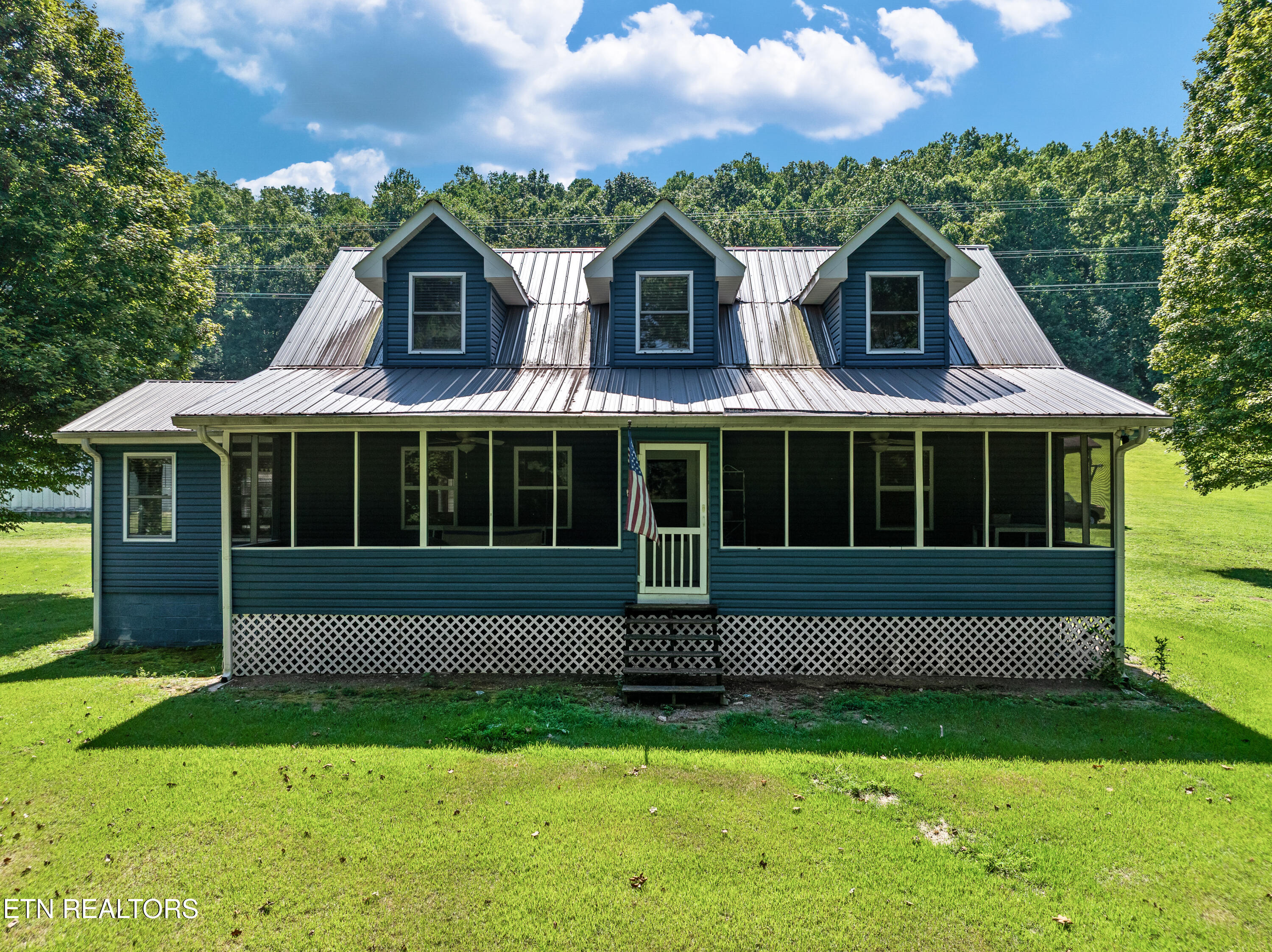 110 Halcomb Drive Kingston TN 37763