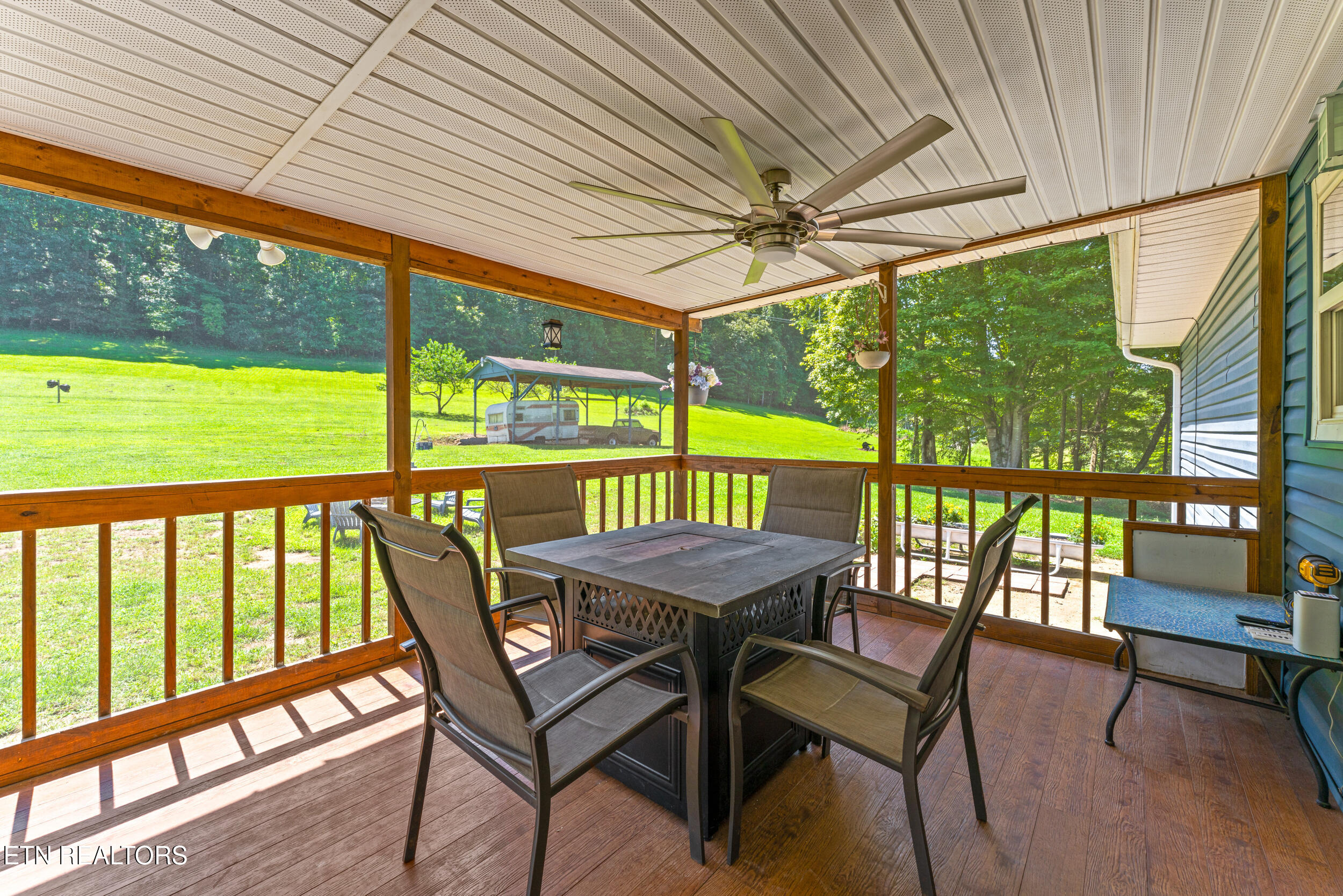110 Halcomb Drive Kingston TN 37763