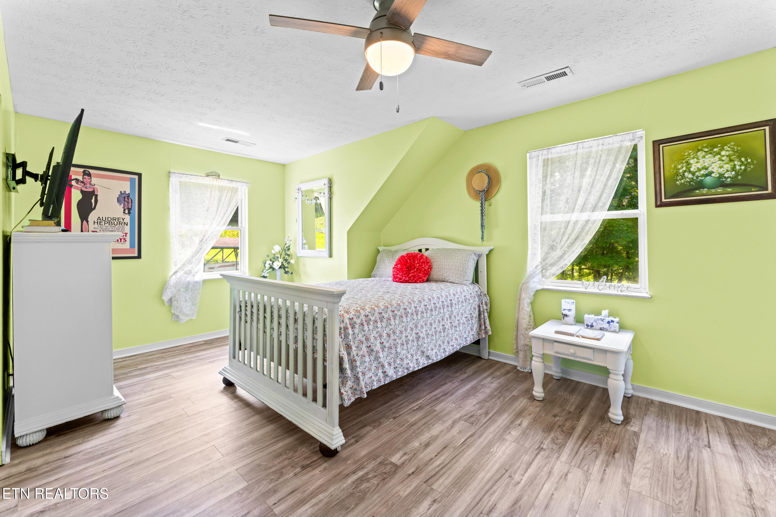 110 Halcomb Drive Kingston TN 37763