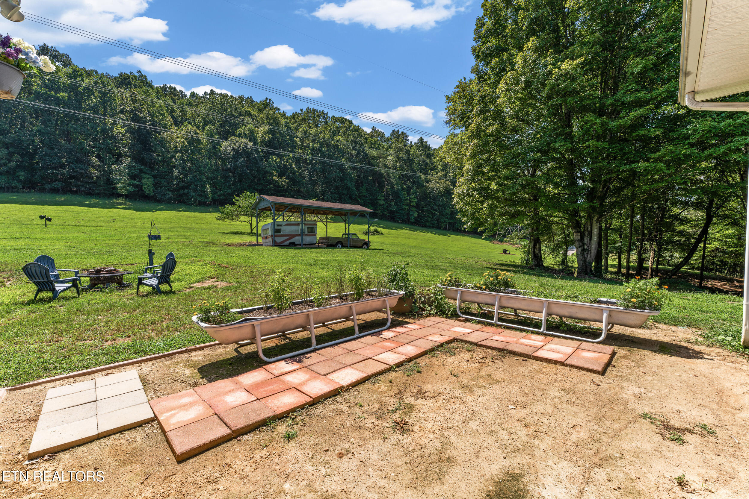 110 Halcomb Drive Kingston TN 37763