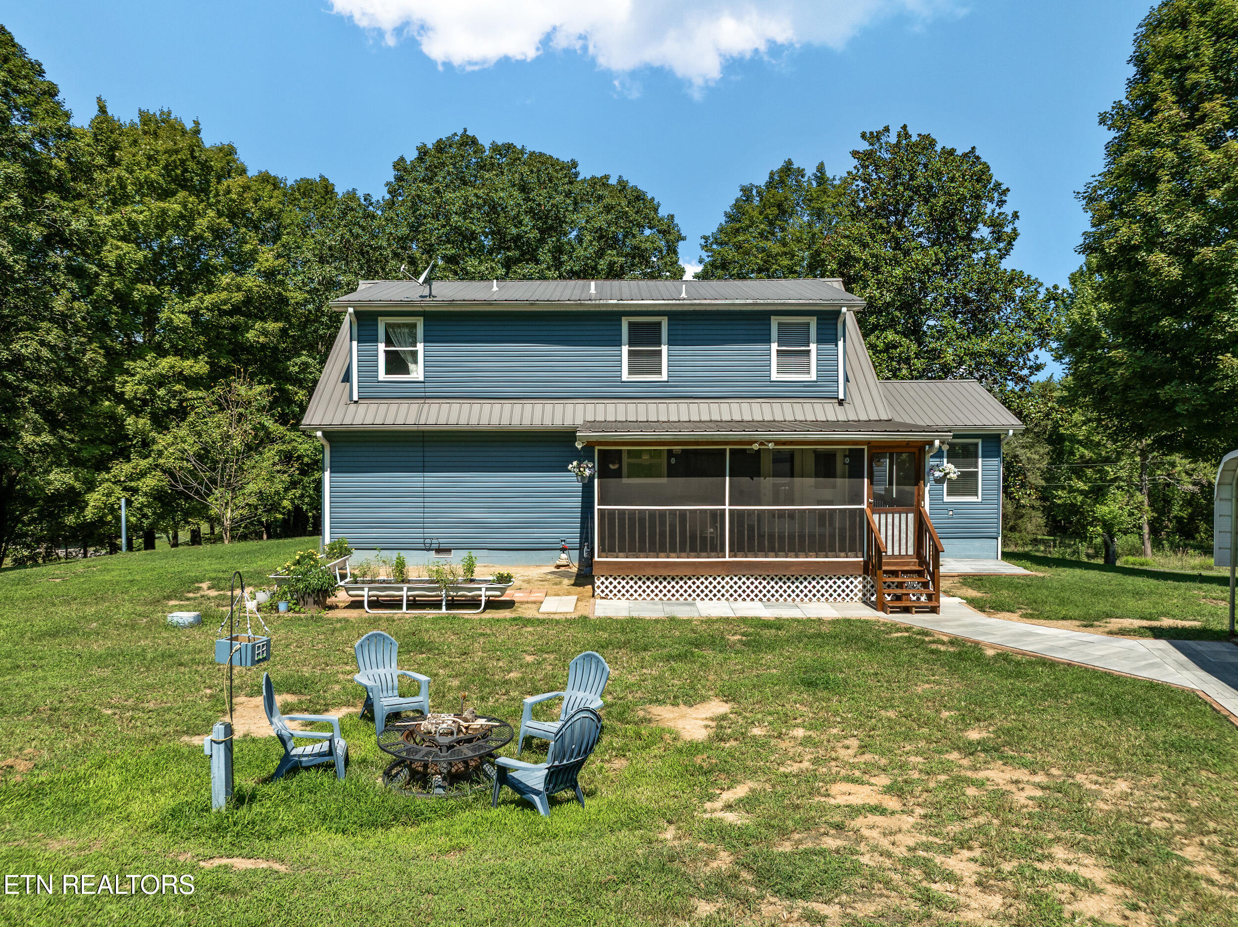 110 Halcomb Drive Kingston TN 37763