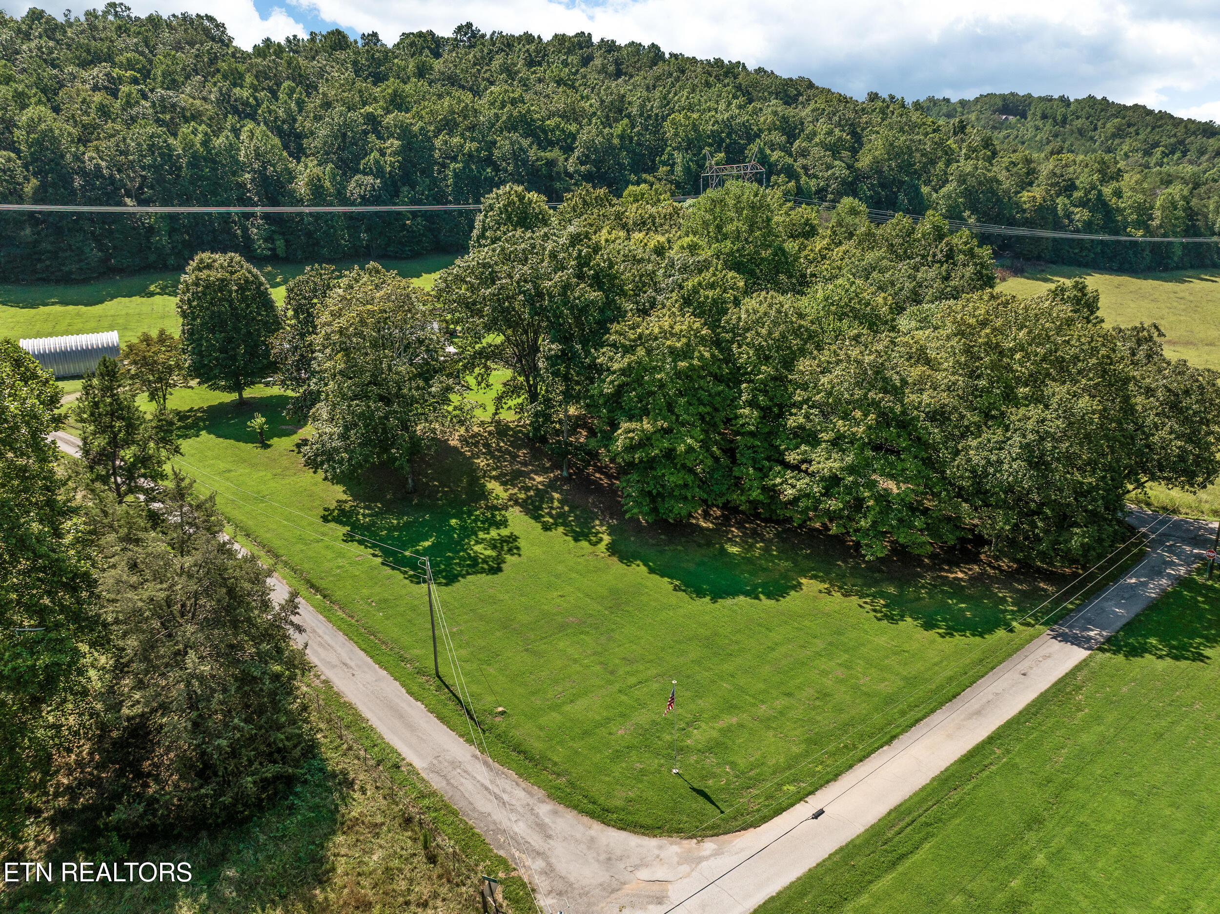 110 Halcomb Drive Kingston TN 37763