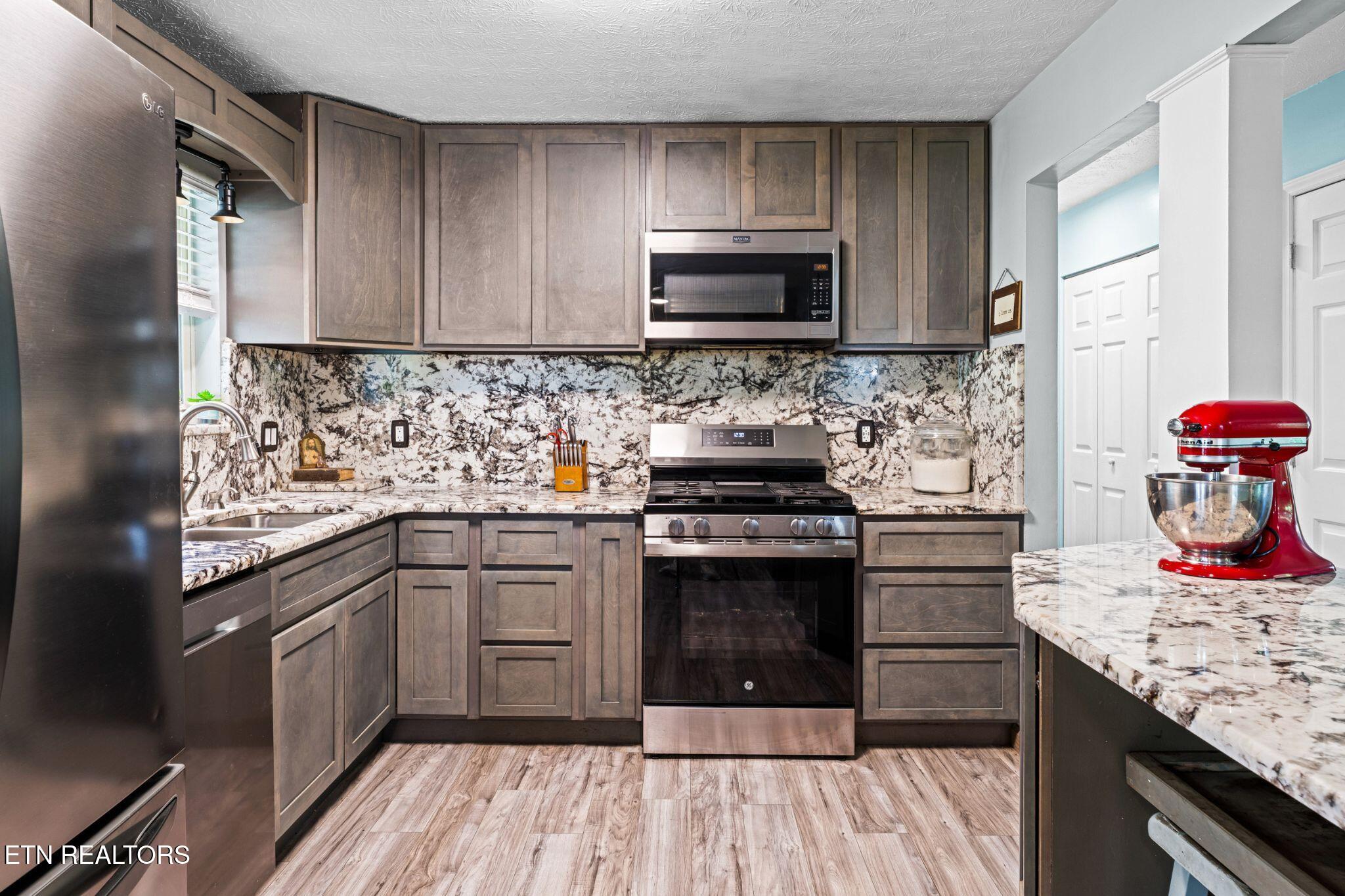 110 Halcomb Drive Kingston TN 37763