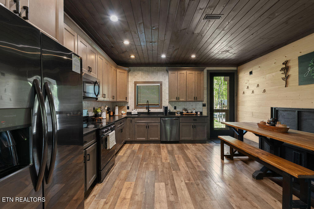 3102 Mitzi Way Sevierville TN 37862