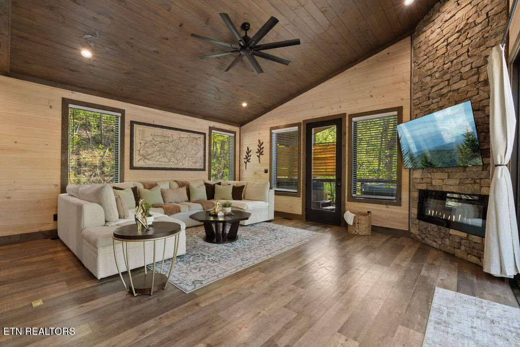 3102 Mitzi Way Sevierville TN 37862