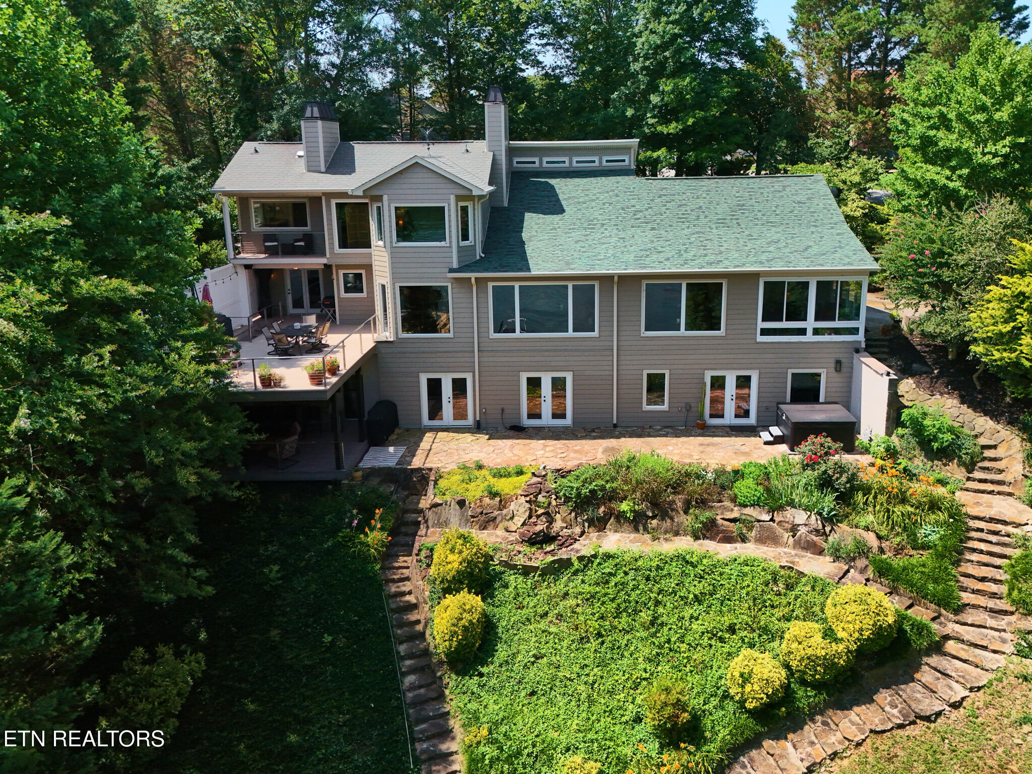 226 W Cove Drive Greenback TN 37742