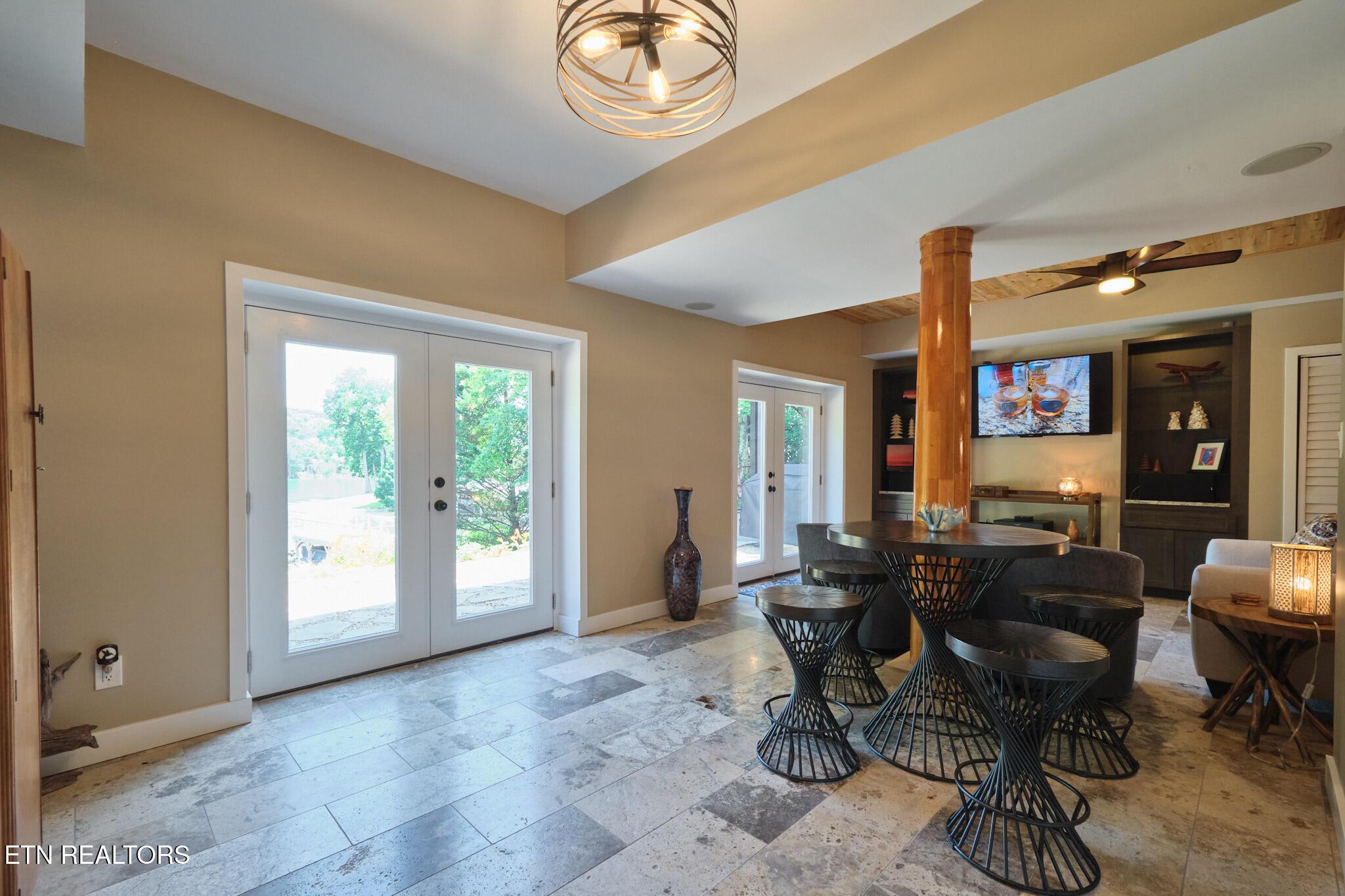 226 W Cove Drive Greenback TN 37742