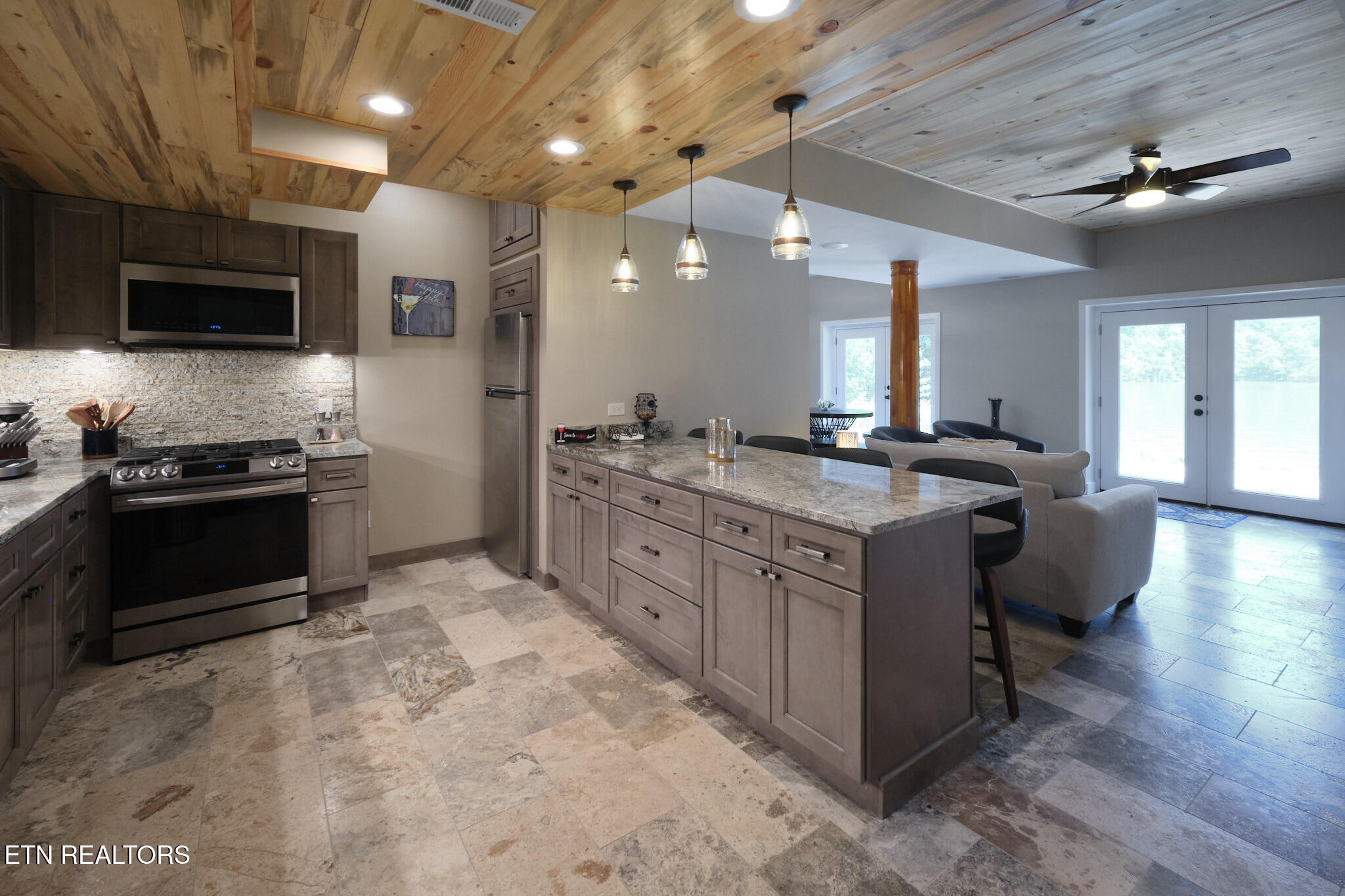 226 W Cove Drive Greenback TN 37742