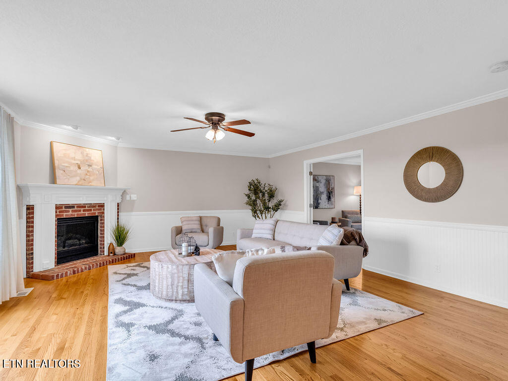 1398 Hirst Circle Lenoir City TN 37772