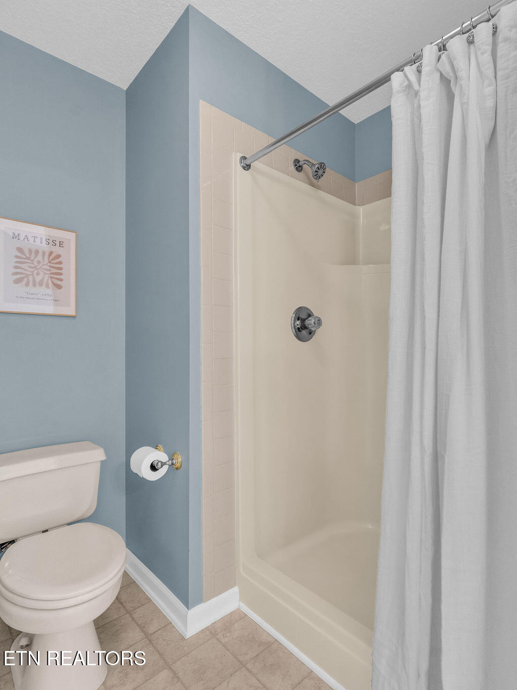 1398 Hirst Circle Lenoir City TN 37772