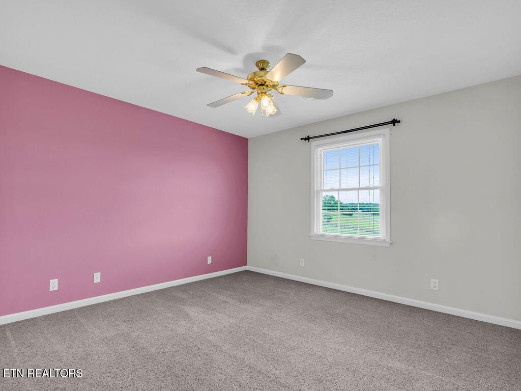 1398 Hirst Circle Lenoir City TN 37772