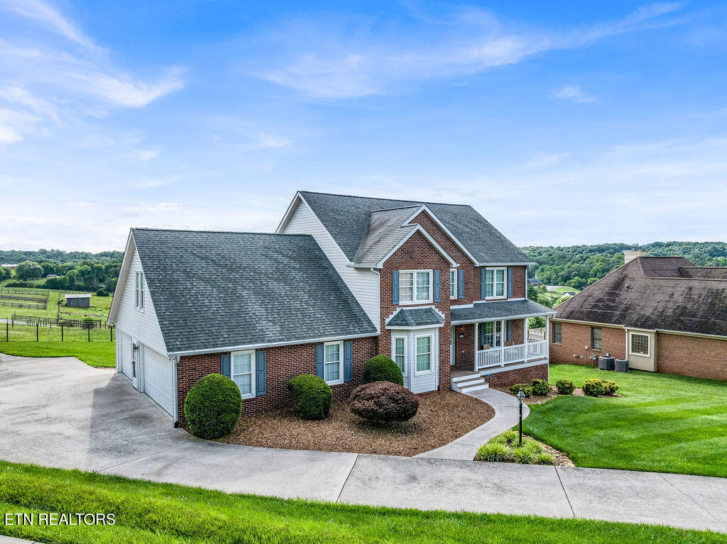 1398 Hirst Circle Lenoir City TN 37772