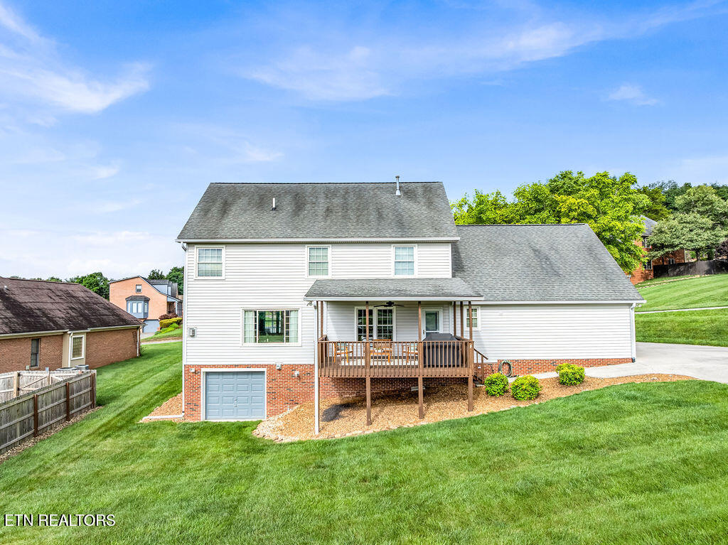 1398 Hirst Circle Lenoir City TN 37772