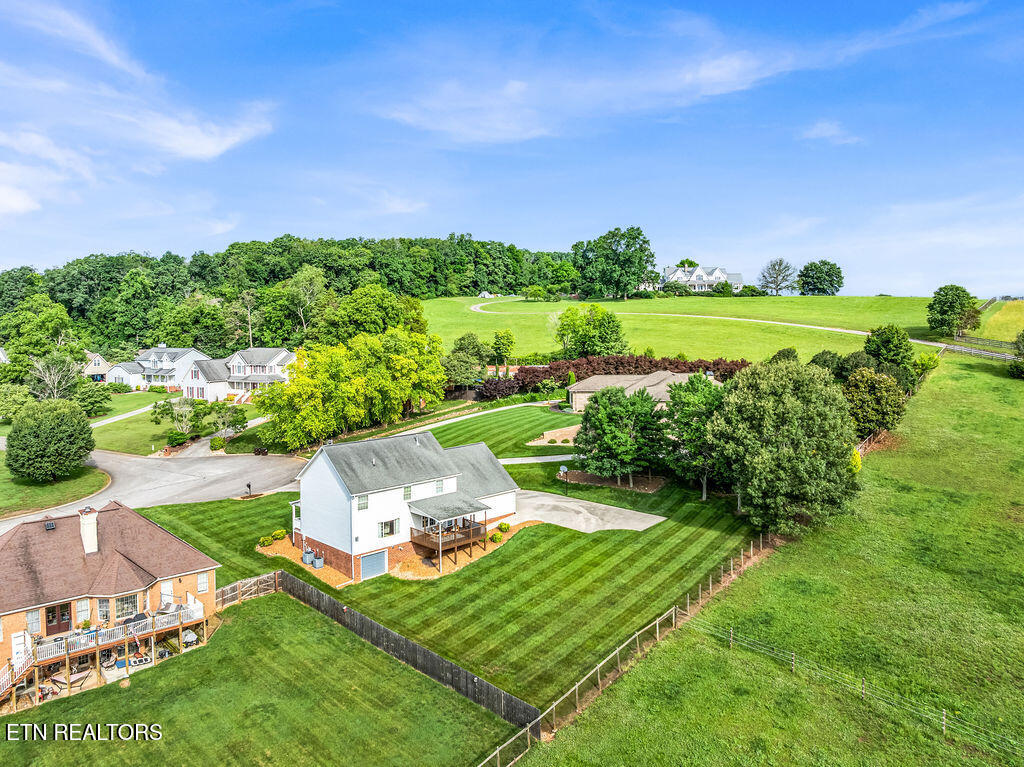 1398 Hirst Circle Lenoir City TN 37772