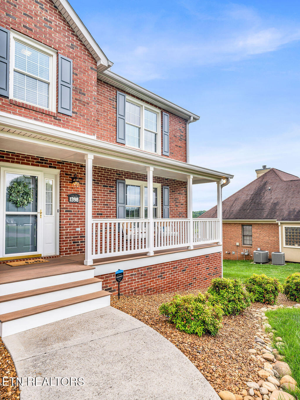 1398 Hirst Circle Lenoir City TN 37772