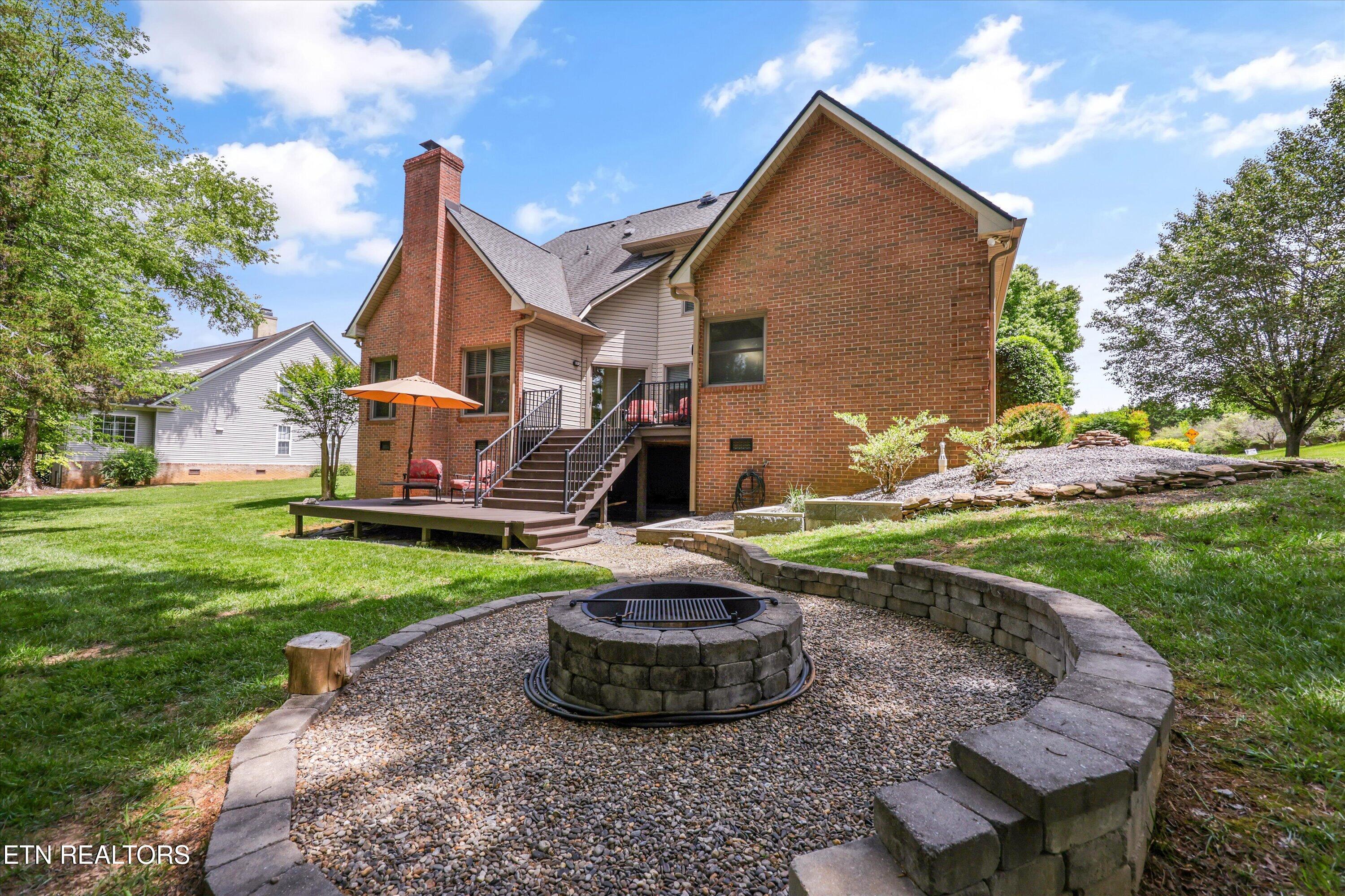 95 Deerfield Lane Oak Ridge TN 37830