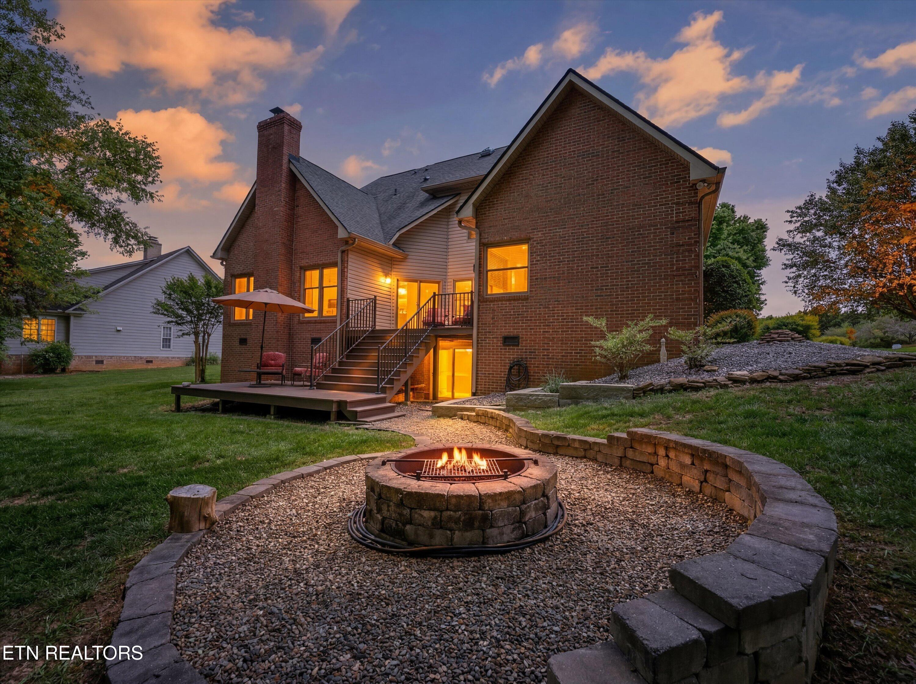 95 Deerfield Lane Oak Ridge TN 37830