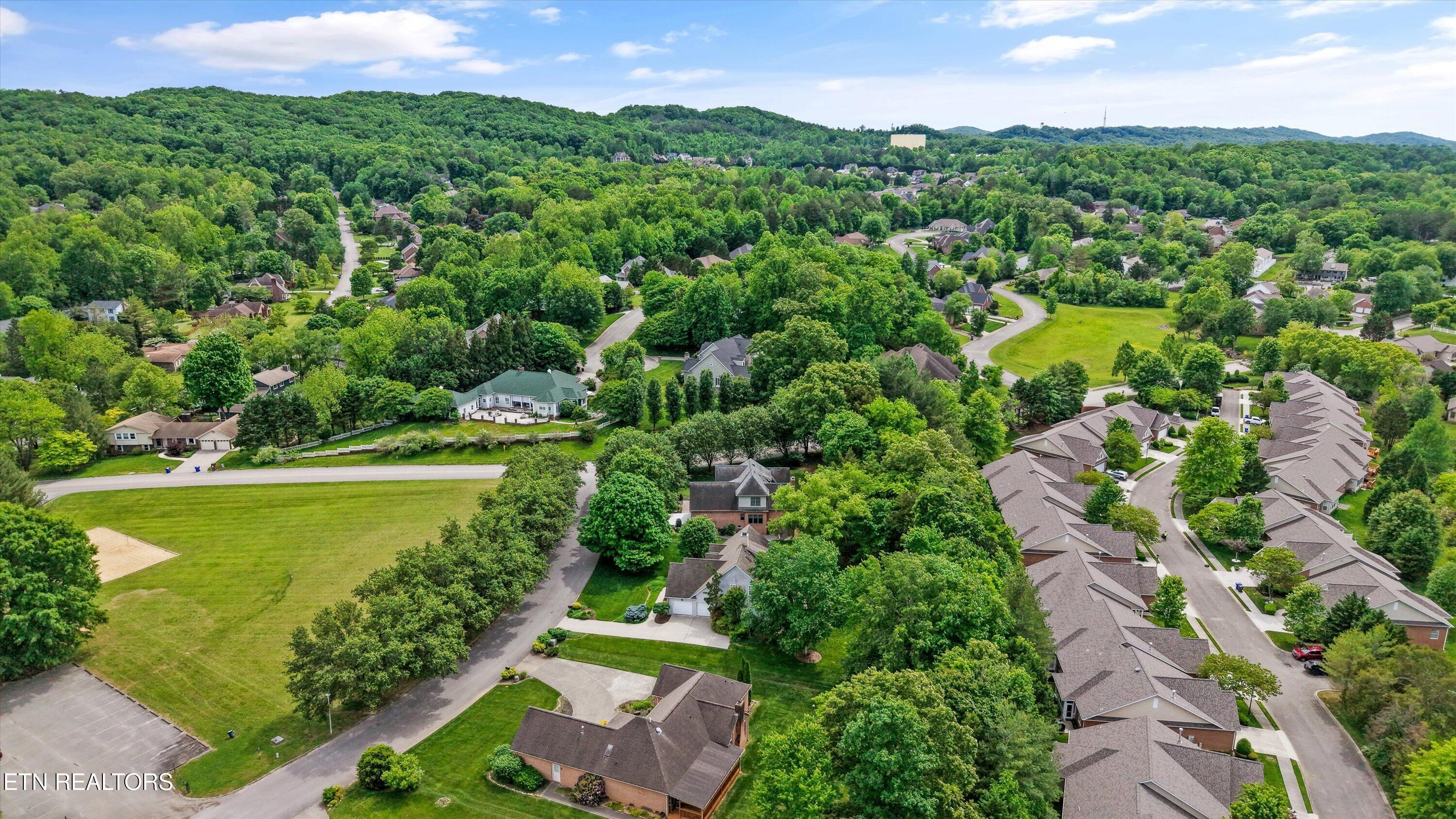 95 Deerfield Lane Oak Ridge TN 37830