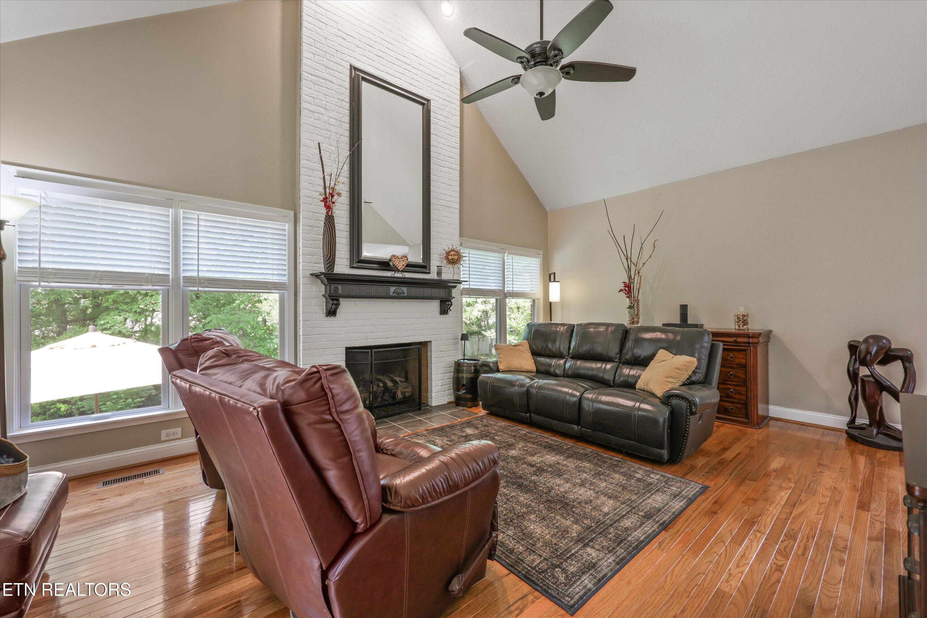 95 Deerfield Lane Oak Ridge TN 37830