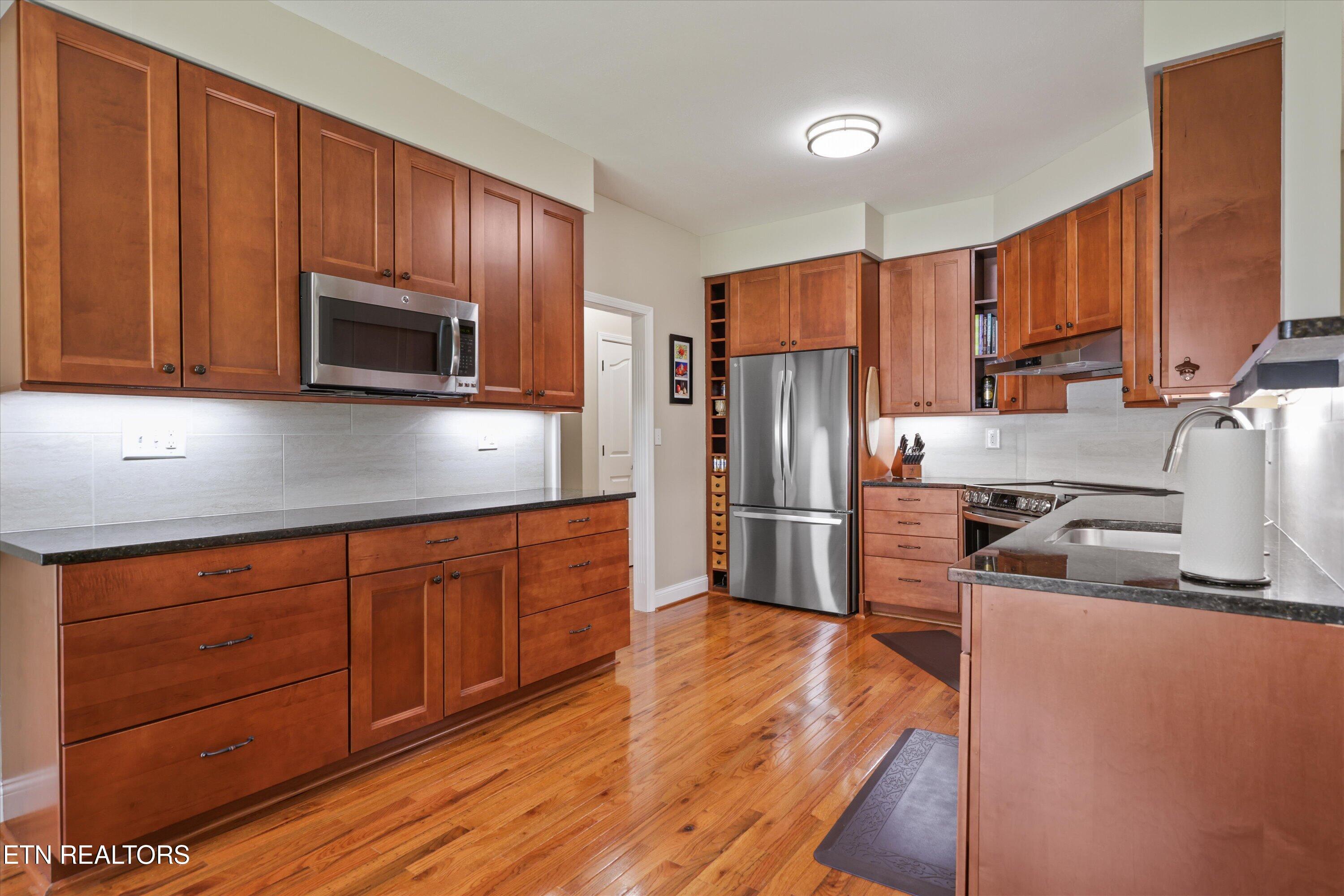 95 Deerfield Lane Oak Ridge TN 37830