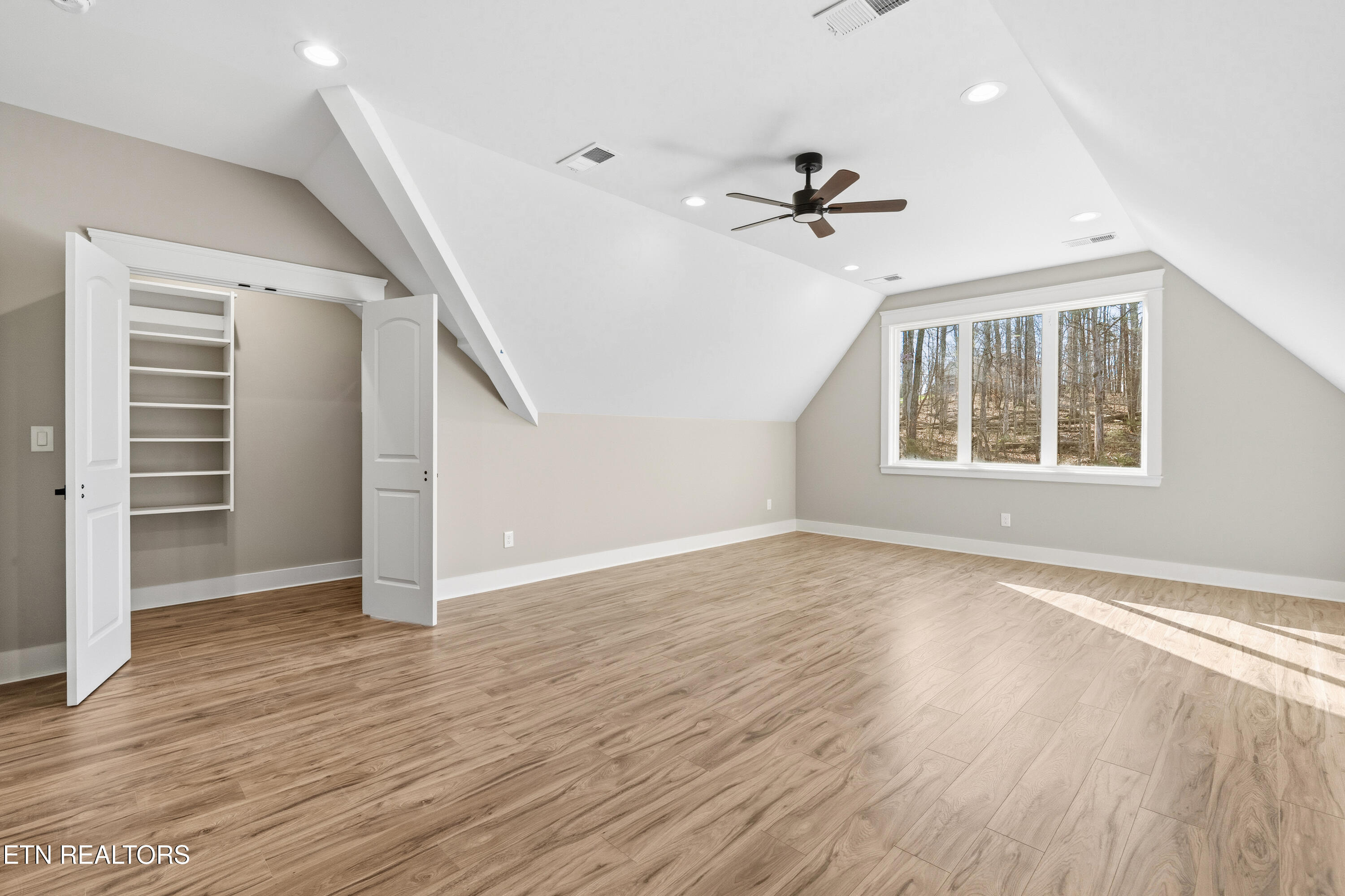 118 Gadusi Circle Loudon TN 37774