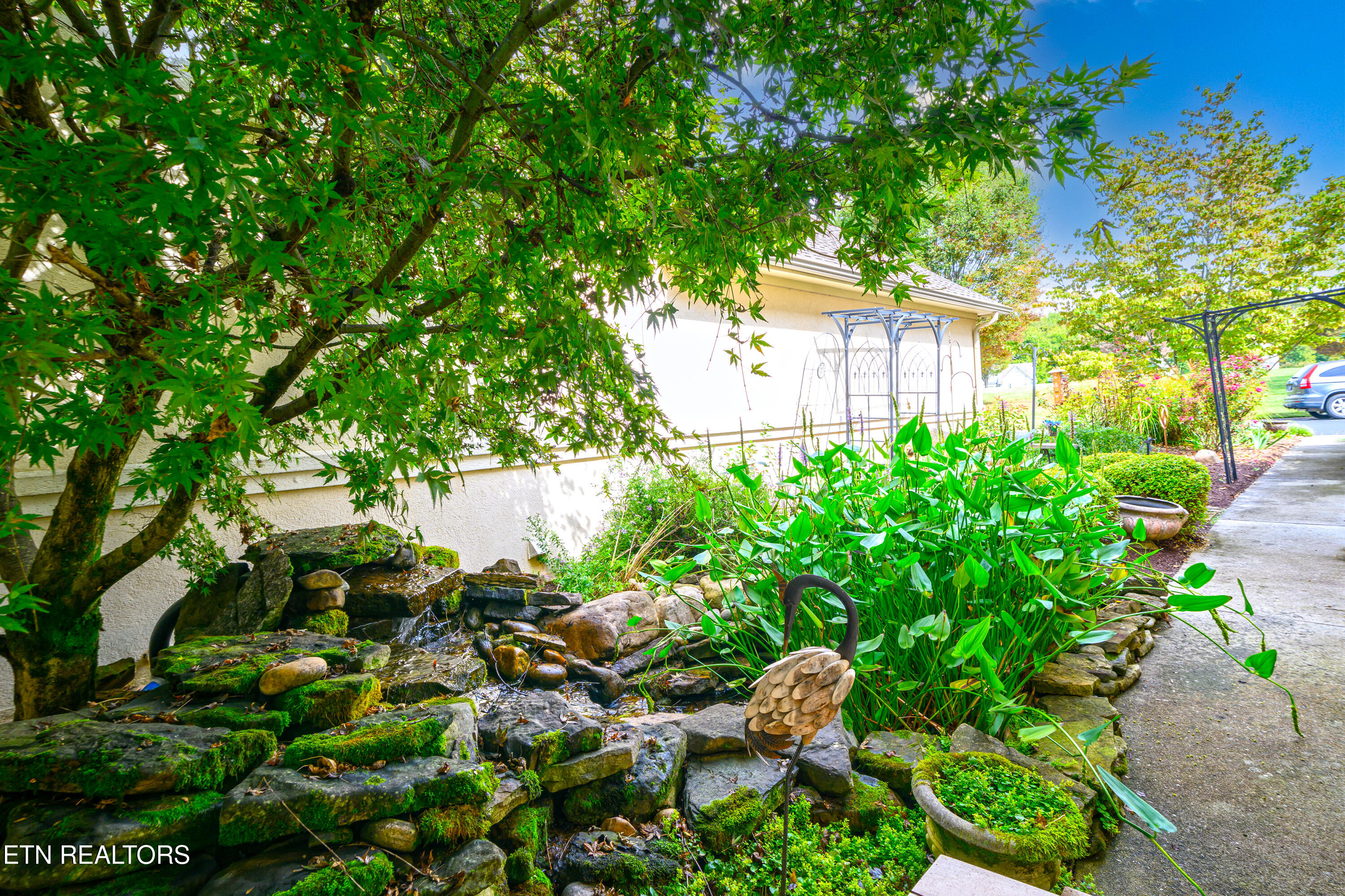 3413 Commodore Point Knoxville TN 37922